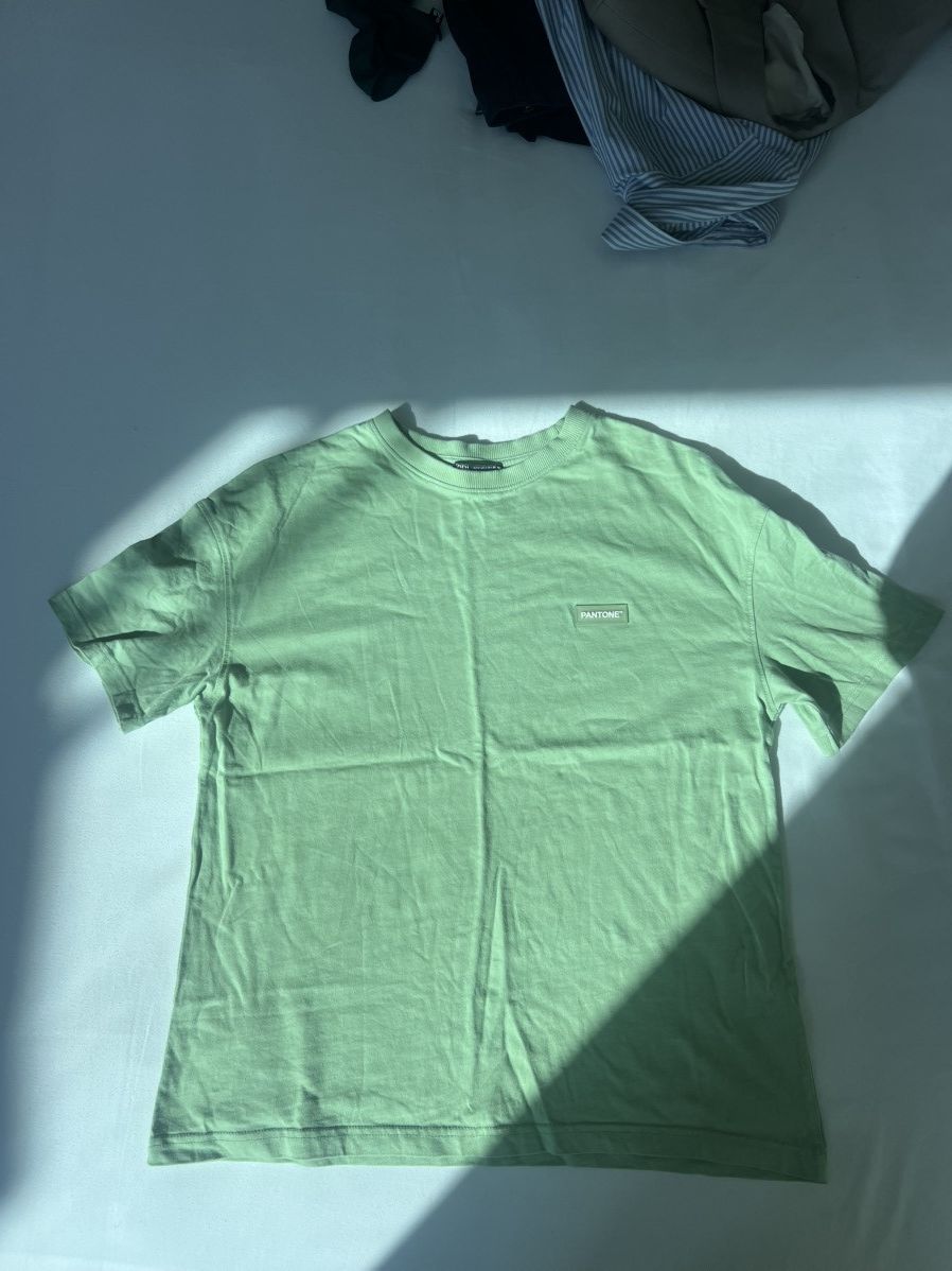 Zara Zara x Pantone Fine Green Tee Size S / US 4 / IT 40 - 1 Thumbnail