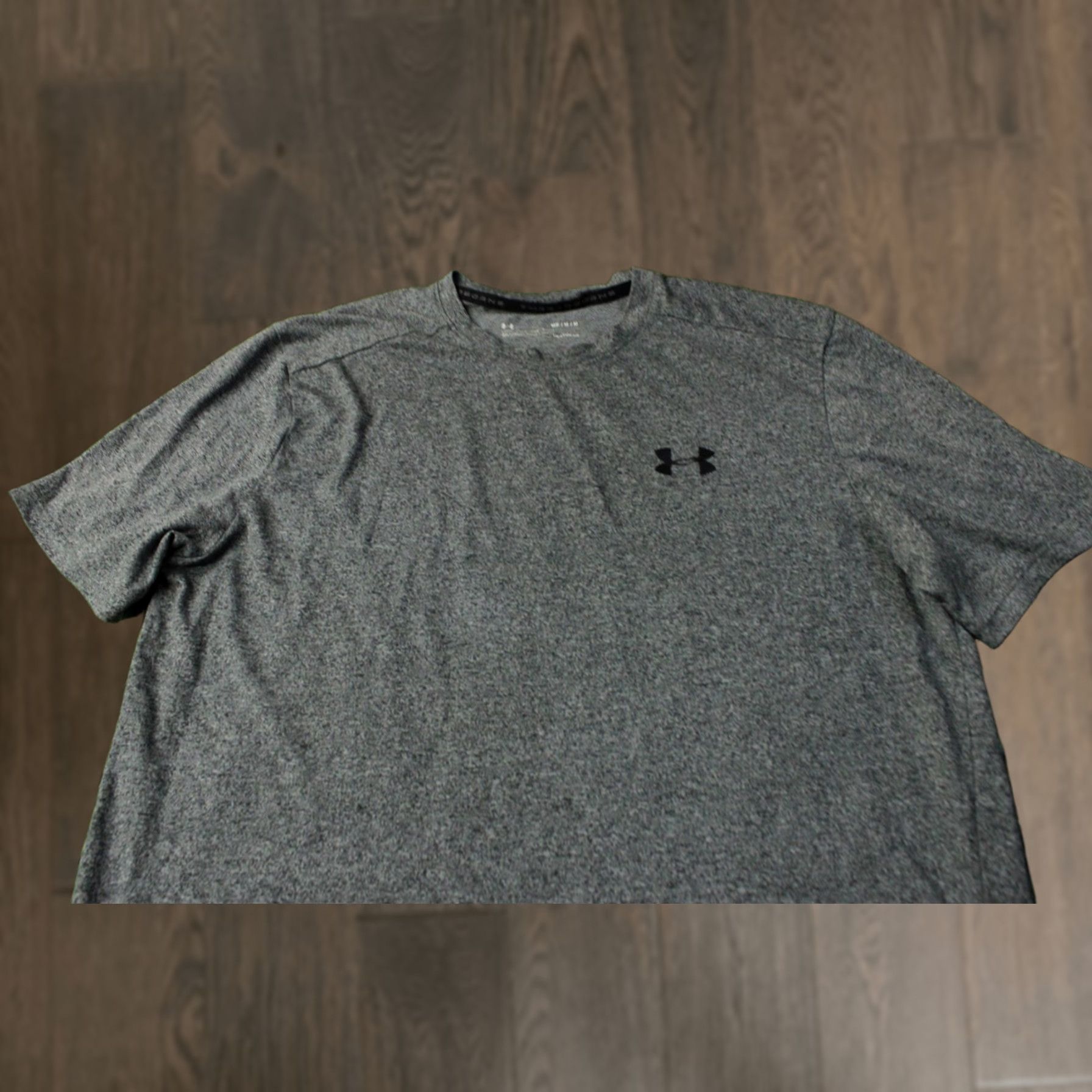 Under Armour UNDER ARMOUR SHIRT MEN JERSEY T-SHIRT TEE HEATGEAR SIZE M Gray Classic Short Sleeve Casual Summer Size US M / EU 48-50 / 2 - 1 Thumbnail