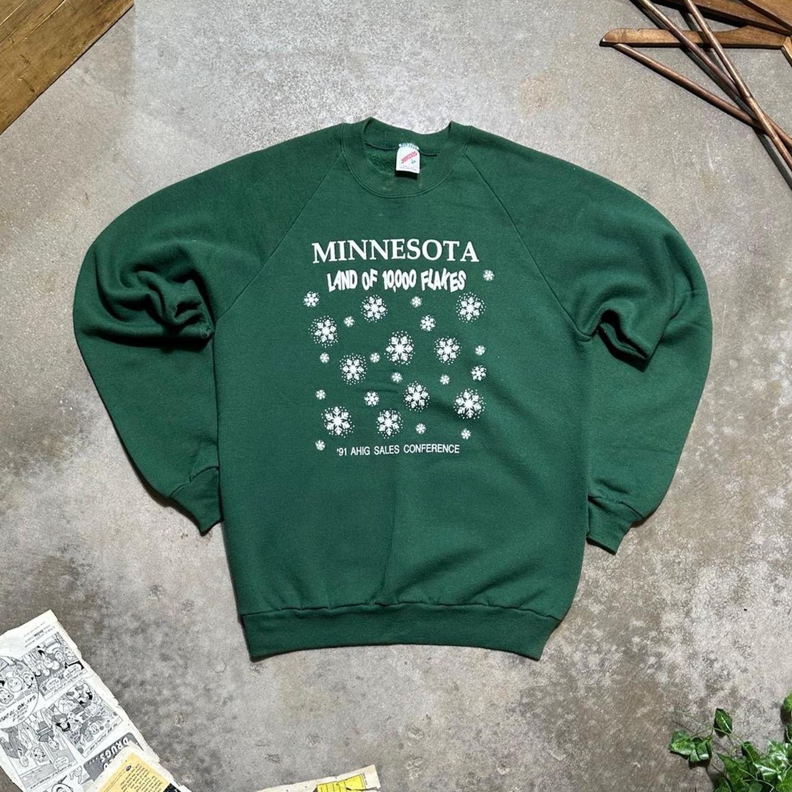 Jerzees Vintage 90s Minnesota 10,000 Lakes Crewneck Funny Sweatshirt Size L / US 10 / IT 46 - 1 Thumbnail