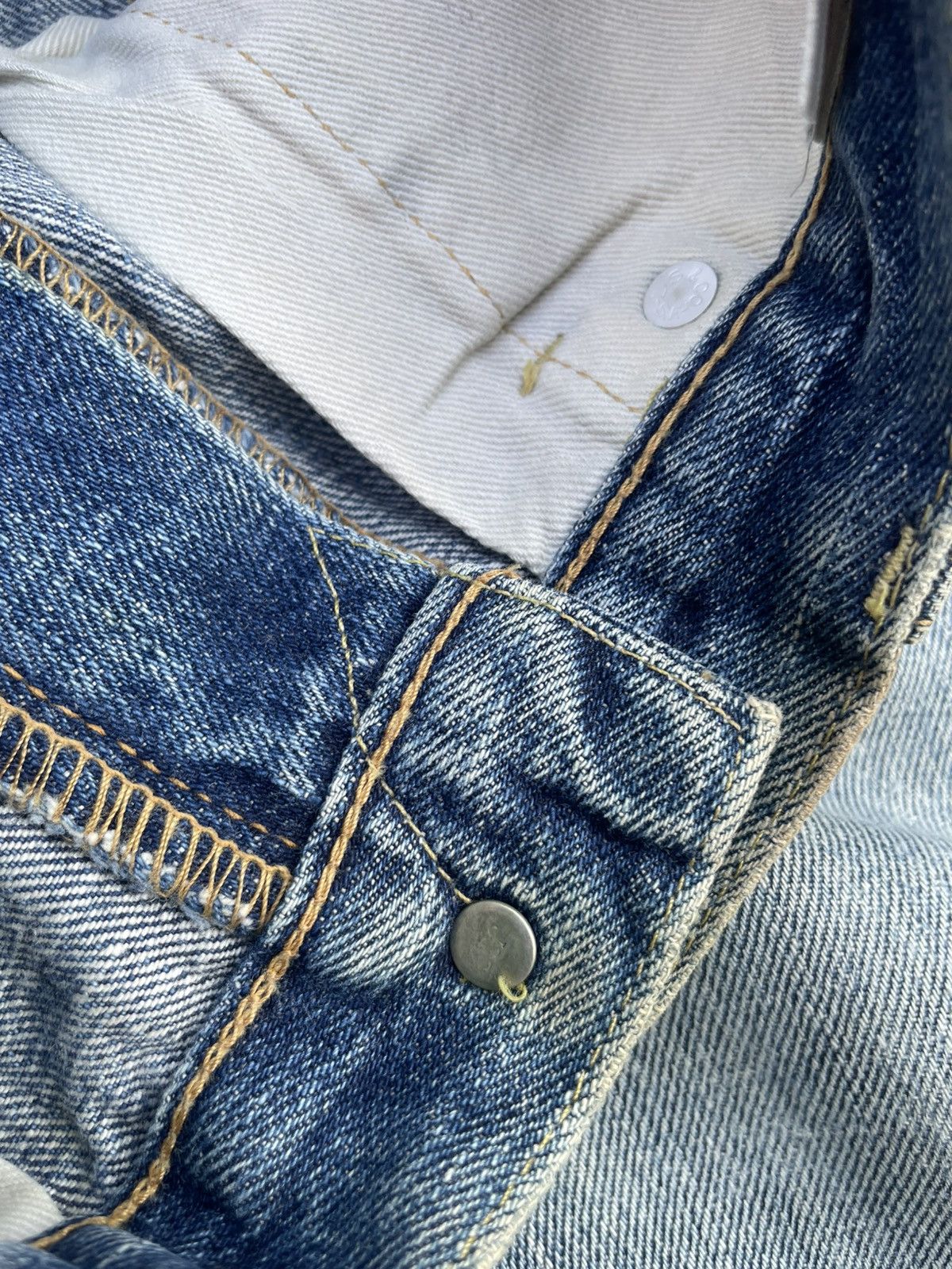 Levi's Vintage Levi’s 502XX Selvedge Distressed Size US 31 - 19 Thumbnail