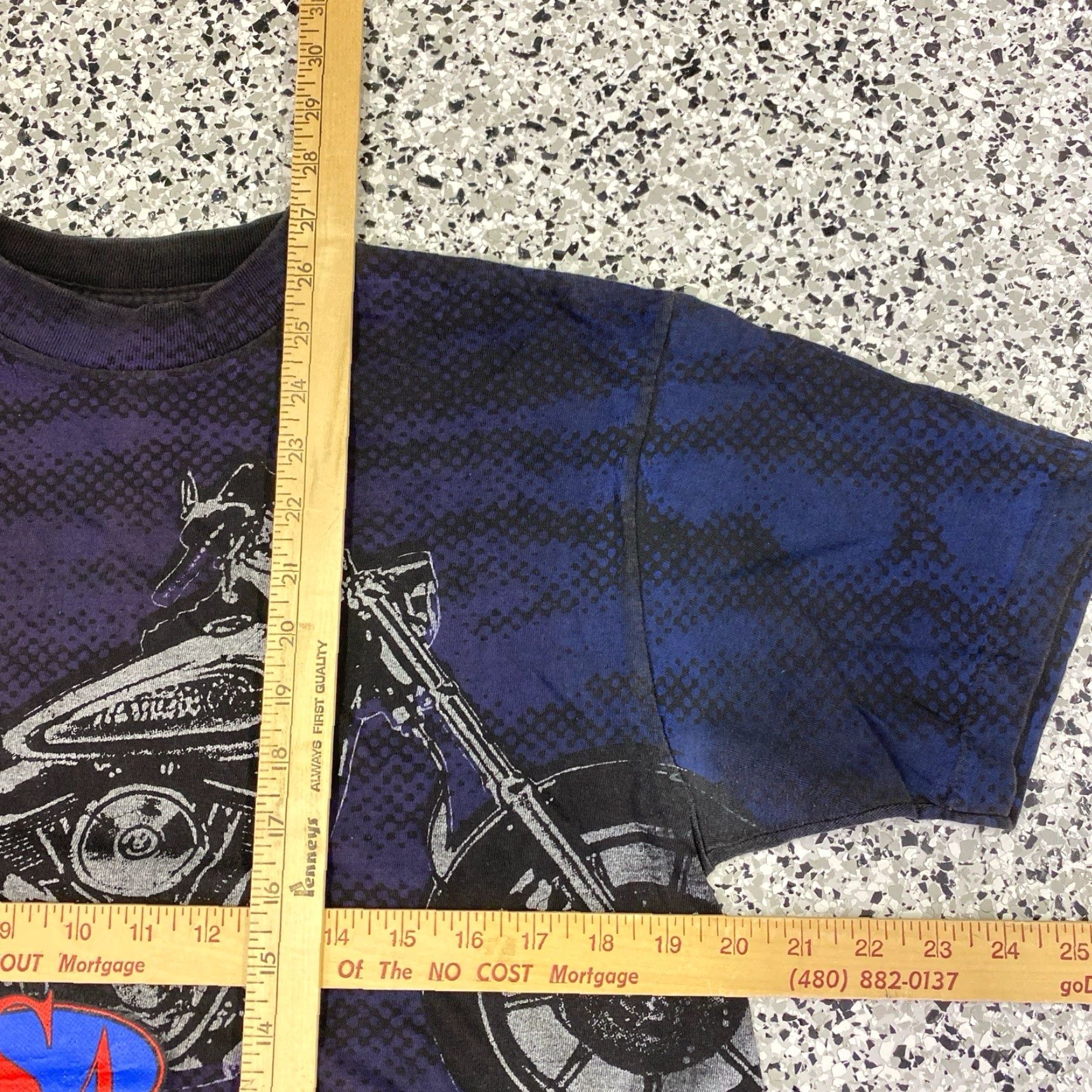 Harley Davidson VINTAGE Harley-Davidson Road King T-Shirt Mens Small USA Black S Mens USA Vintage No Tag Pit Hole Shirt Size US S / EU 44-46 / 1 - 3 Thumbnail