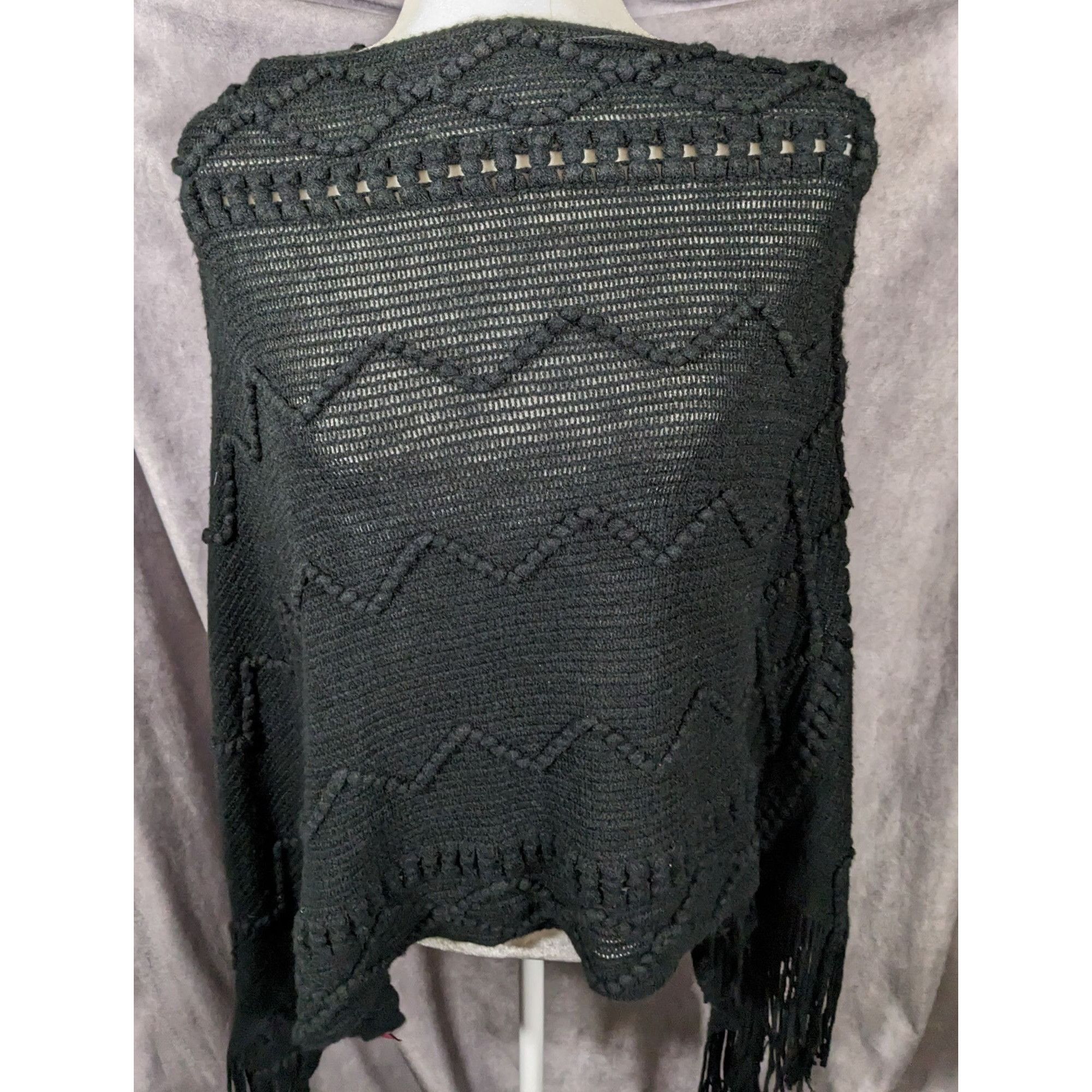 Other Shihreen Gothic Asymmetrical Fringe Poncho Size ONE SIZE - 2 Thumbnail
