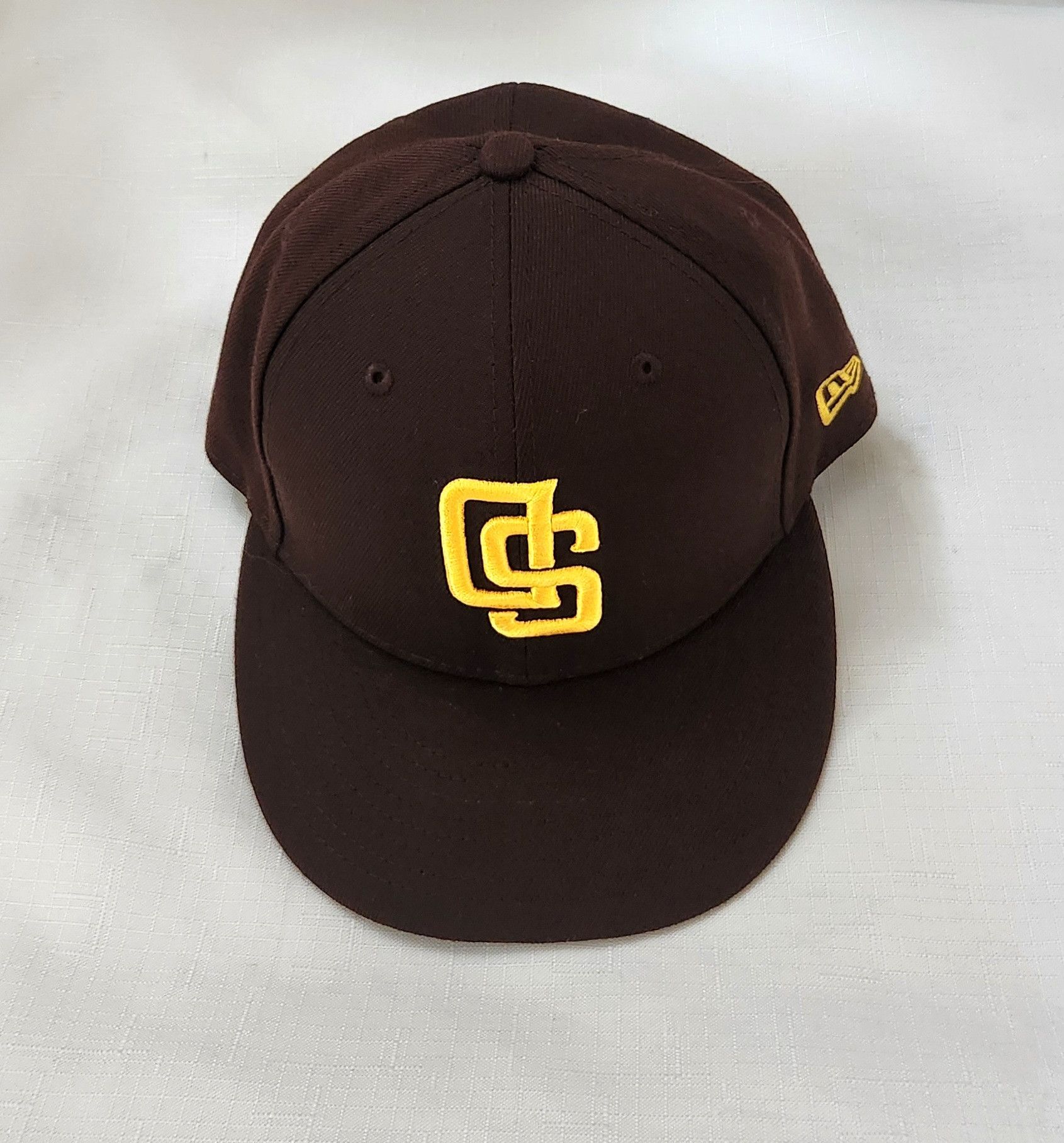 New Era New Era 7 1/8 Upside Down Logo Exclusive San Diego Padres Size ONE SIZE - 1 Thumbnail