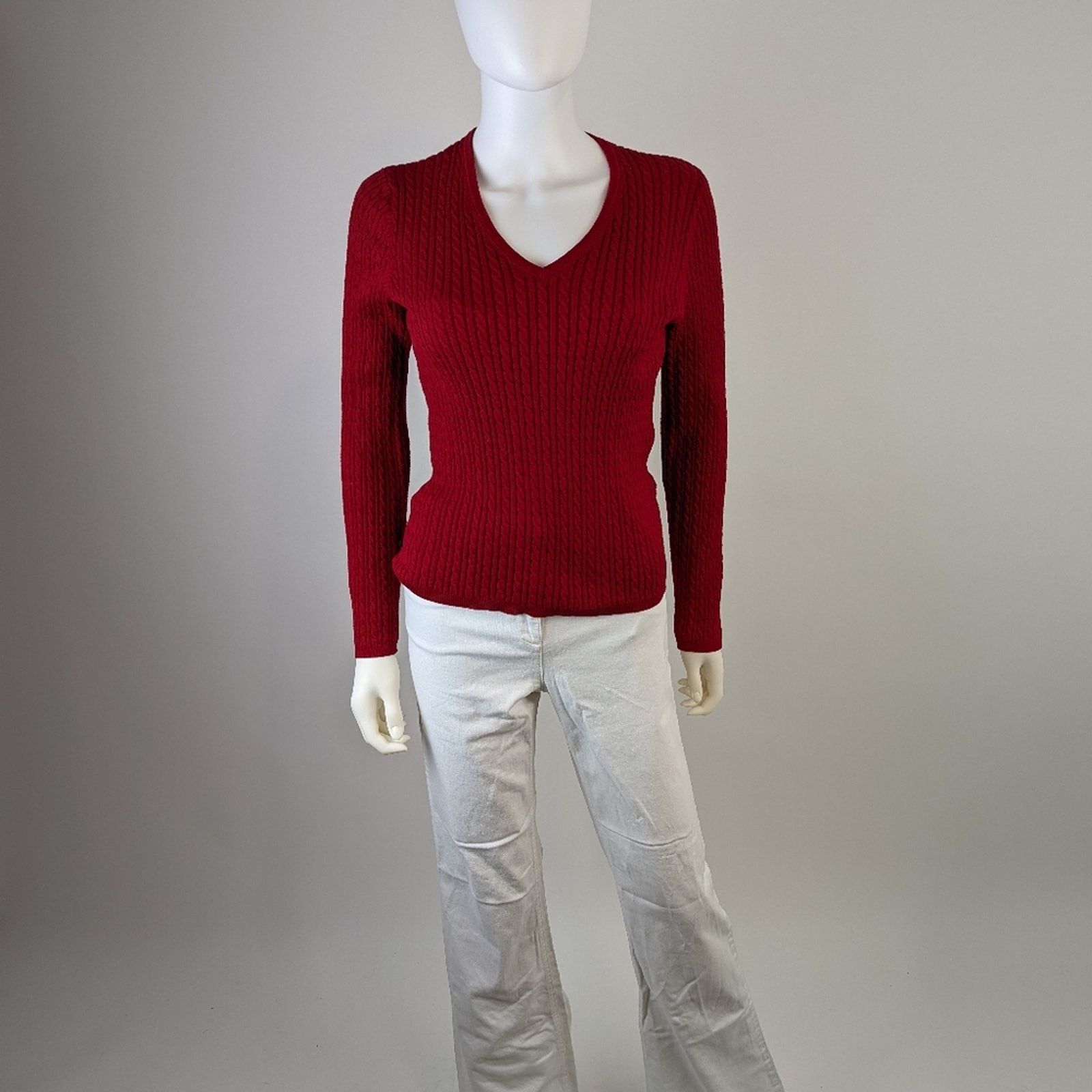 Lauren Ralph Lauren Lauren Ralph Lauren Ribbed V Neckline Sweater S Size S / US 4 / IT 40 - 1 Thumbnail