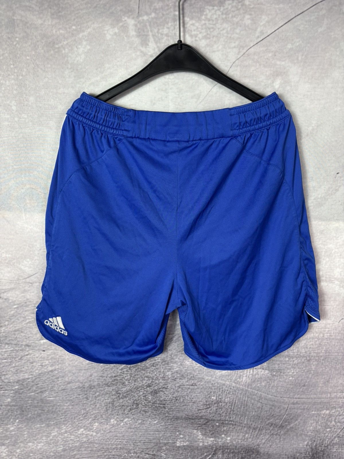 Adidas Adidas Chelsea 2006/07 Vintage Football Shorts Size US 34 / EU 50 - 2 Thumbnail