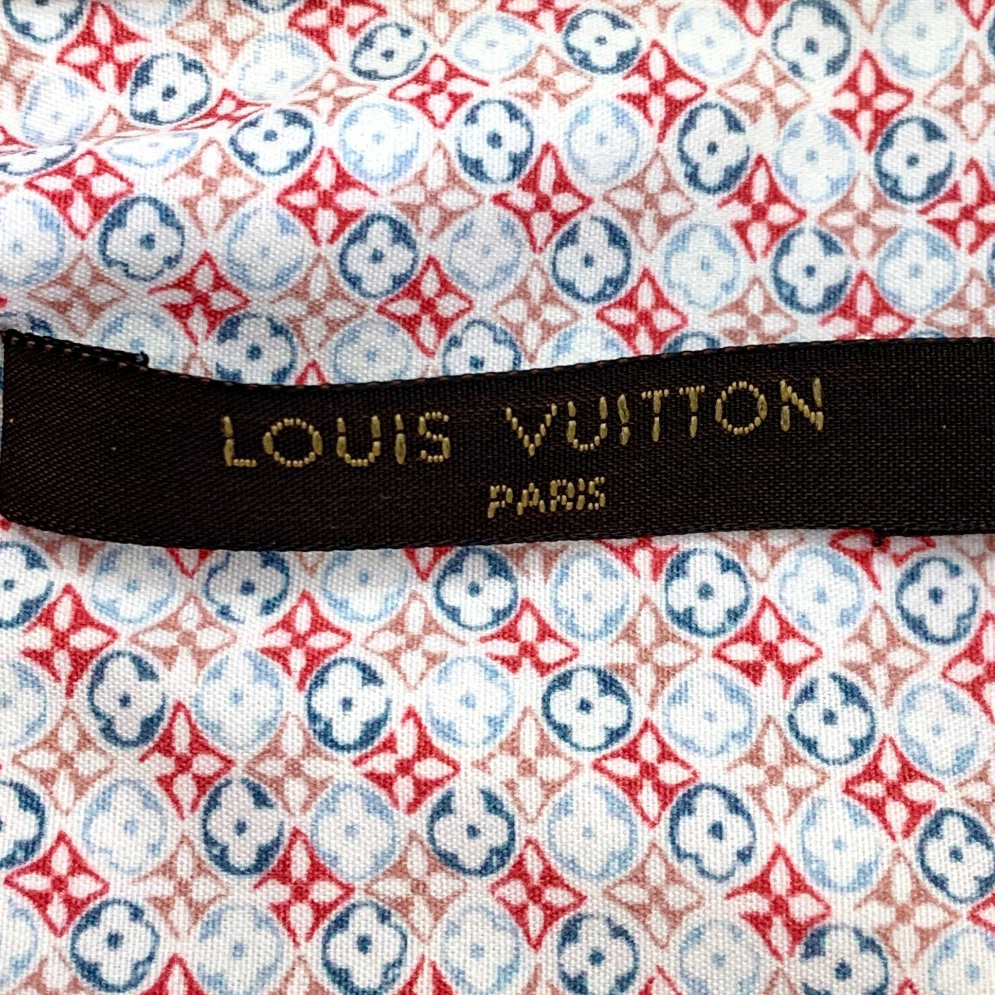 Louis Vuitton Louis Vuitton Mens Short Sleeve Button-Up Shirt Size US S / EU 44-46 / 1 - 5 Thumbnail