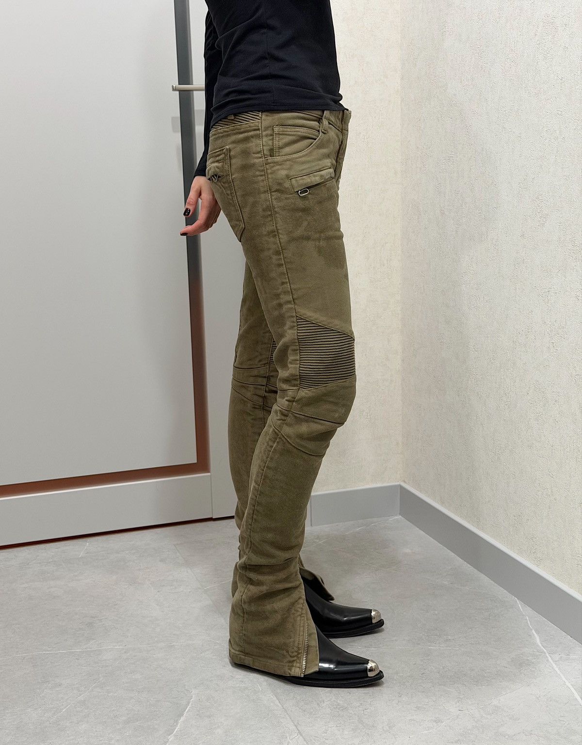 Balmain BALMAIN Decarnin SS 2010 Wax ‘Stain’ Biker Denim Zip Jeans Size US 28 / EU 44 - 6 Thumbnail