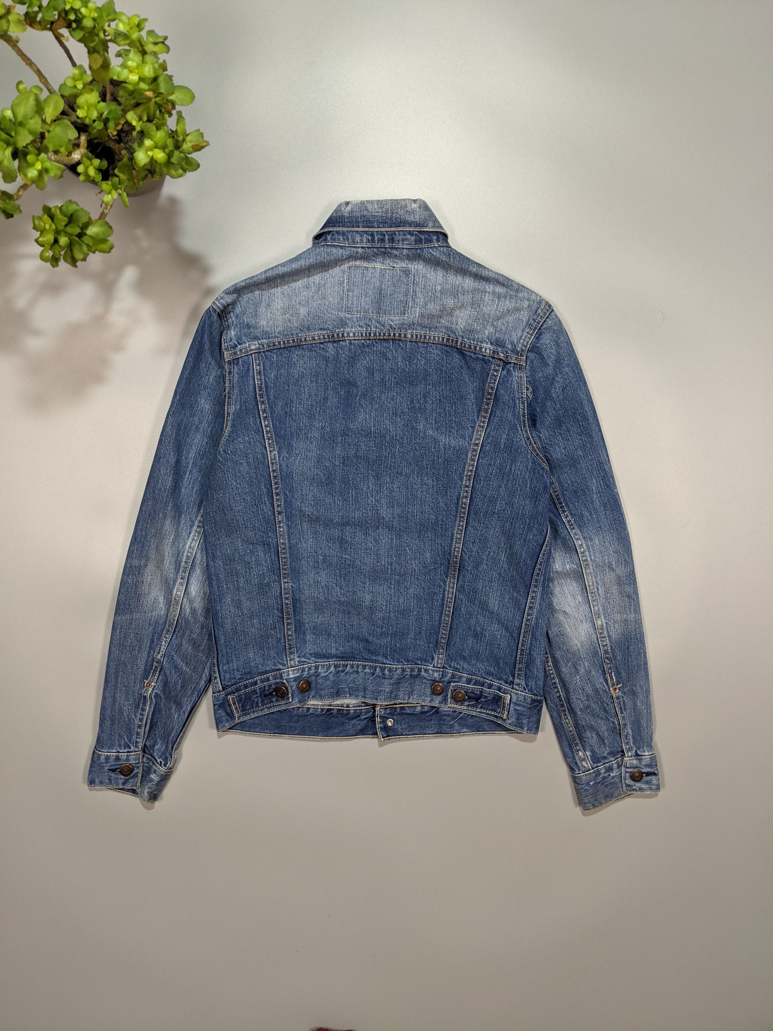 Levi's × Levi's Vintage Clothing LEVIS Vintage Women's Light Blue Worn Denim Loose Jacket Size S / US 4 / IT 40 - 4 Thumbnail