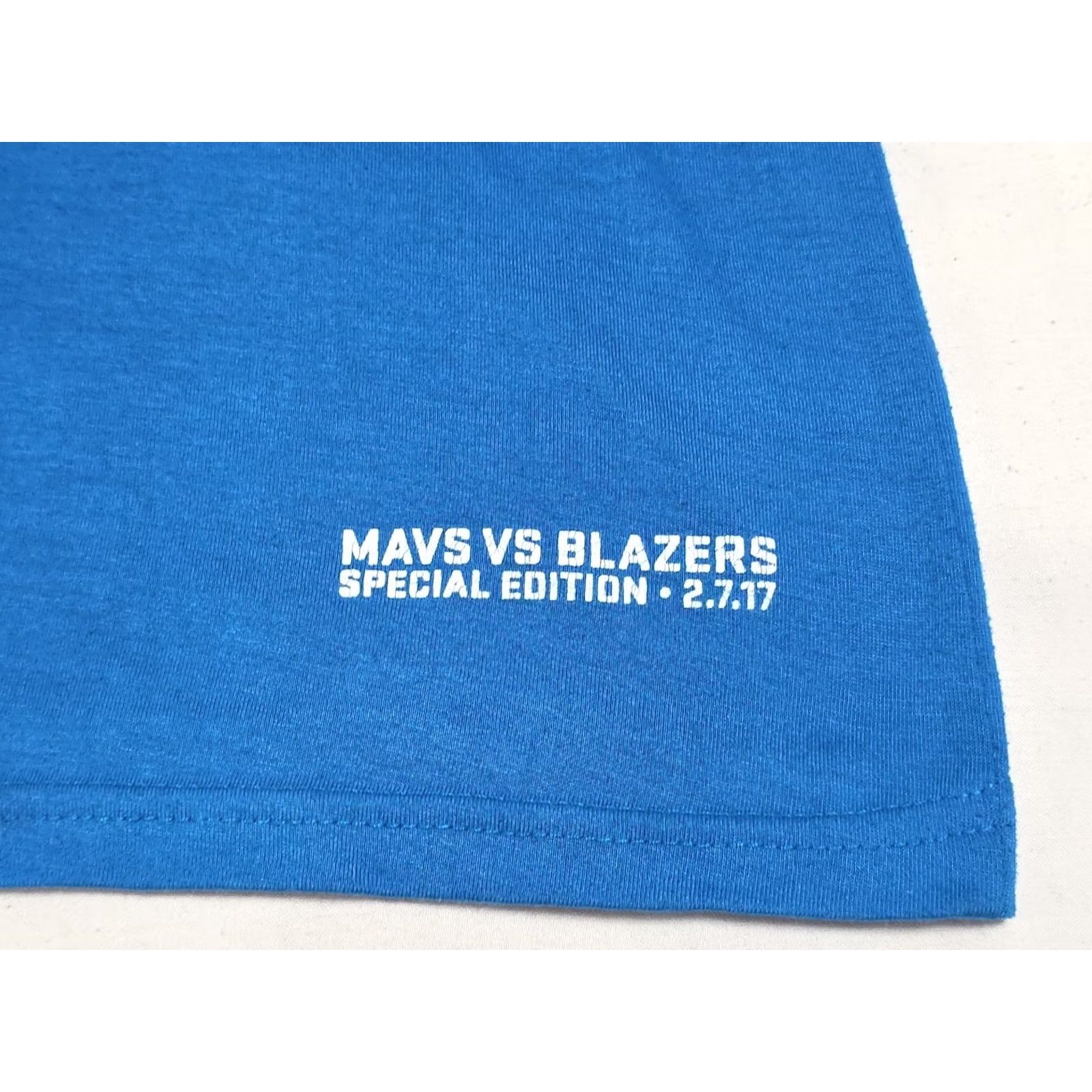 Vintage VINTAGE Dallas Mavericks I Love Mavs Basketball Retro Logo Special Edition Mavs vs Blazers T-shirt XL Size US XL / EU 56 / 4 - 7 Thumbnail