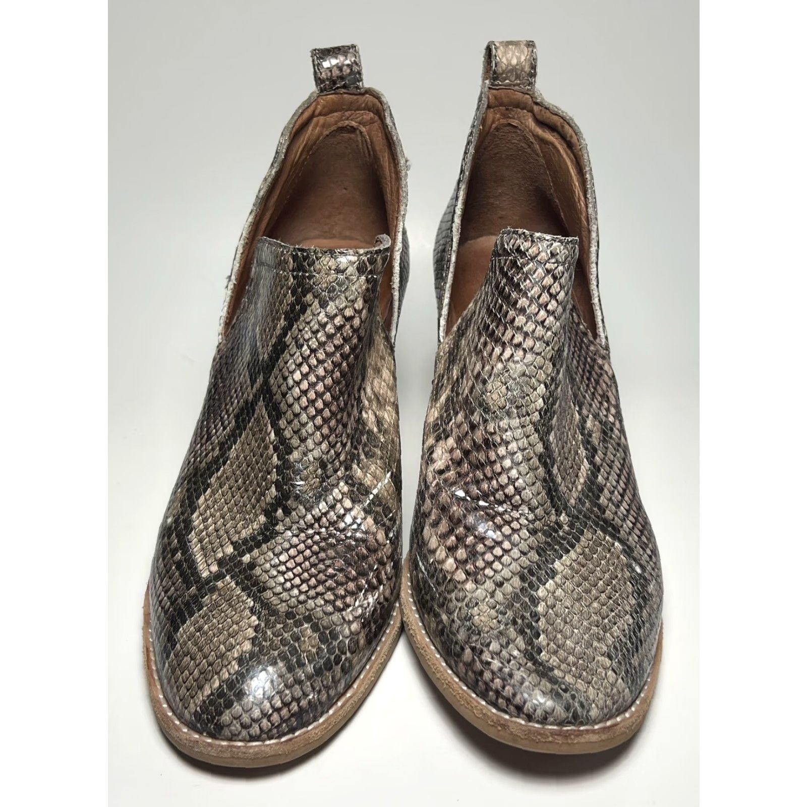 Jeffrey Campbell Jeffrey Campbell Rosalee Bootie Women Gray Snakeskin Leather Bootie 8 US Size Shoe Brand Rosalee 8 Size US 8 / IT 38 - 4 Thumbnail