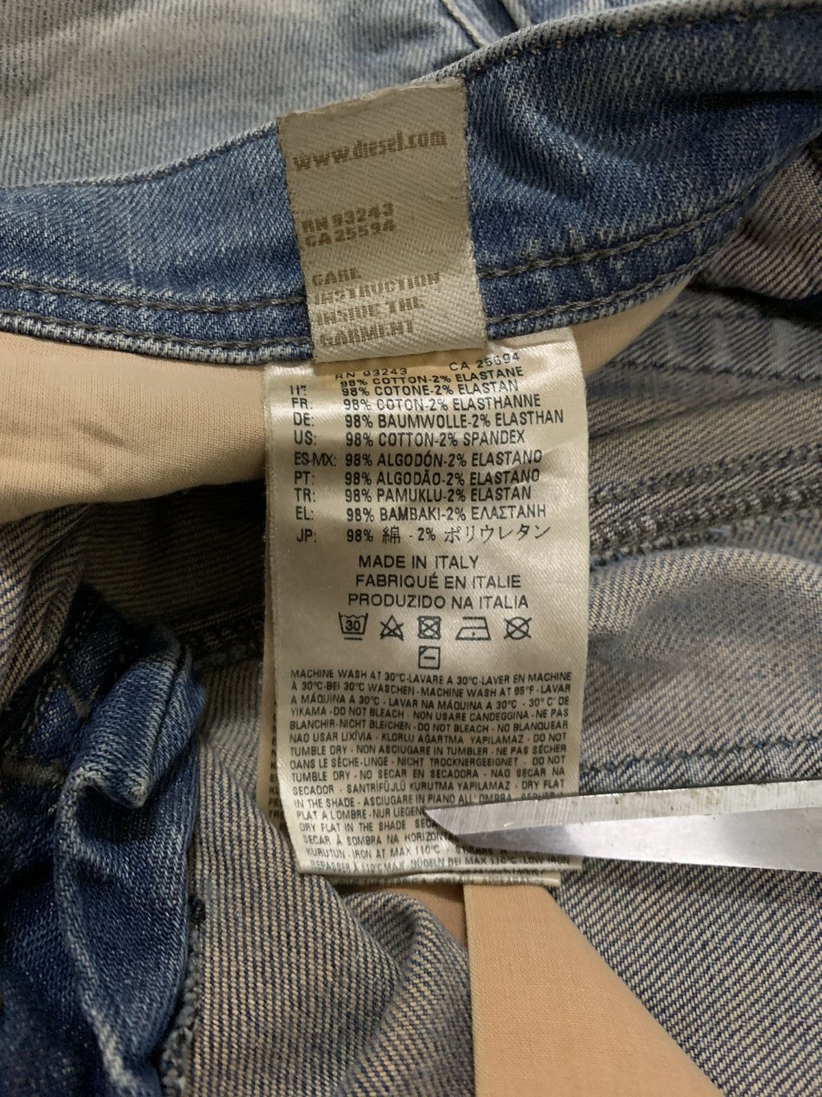 Diesel Vintage Diesel Industry Tepphar Mud Wash Ripped Grunge Jeans Size US 32 / EU 48 - 21 Thumbnail