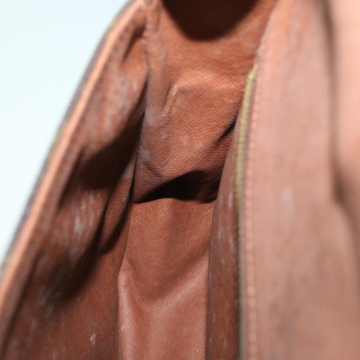 Louis Vuitton LOUIS VUITTON Monogram Saint Cloud GM Shoulder Bag M51242 Size ONE SIZE - 16 Thumbnail