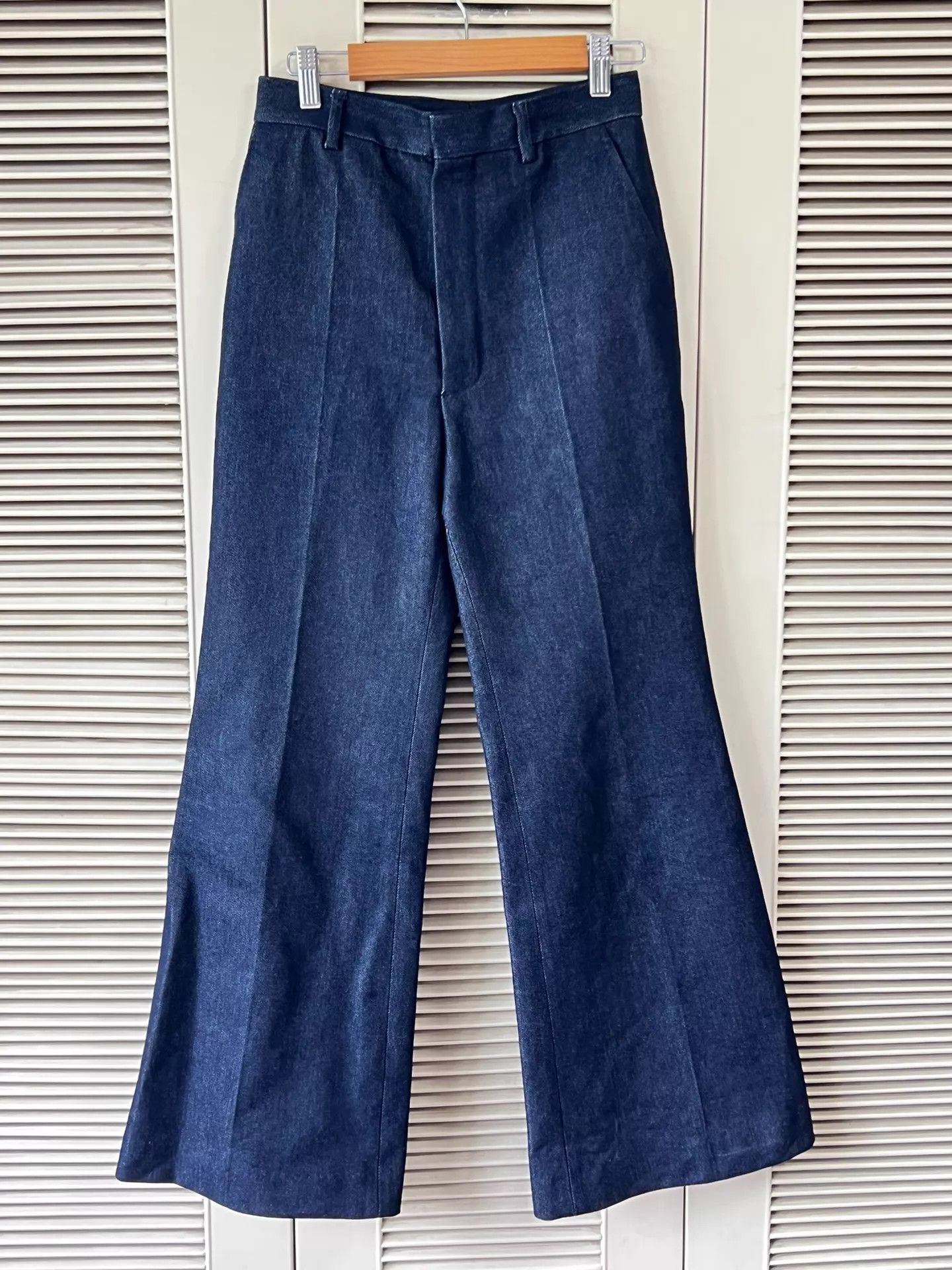 Loro Piana Loro Piana Dark Blue Wide-Leg Jeans Women's 38 MINT Size 26" / US 2 / IT 38 - 1 Thumbnail