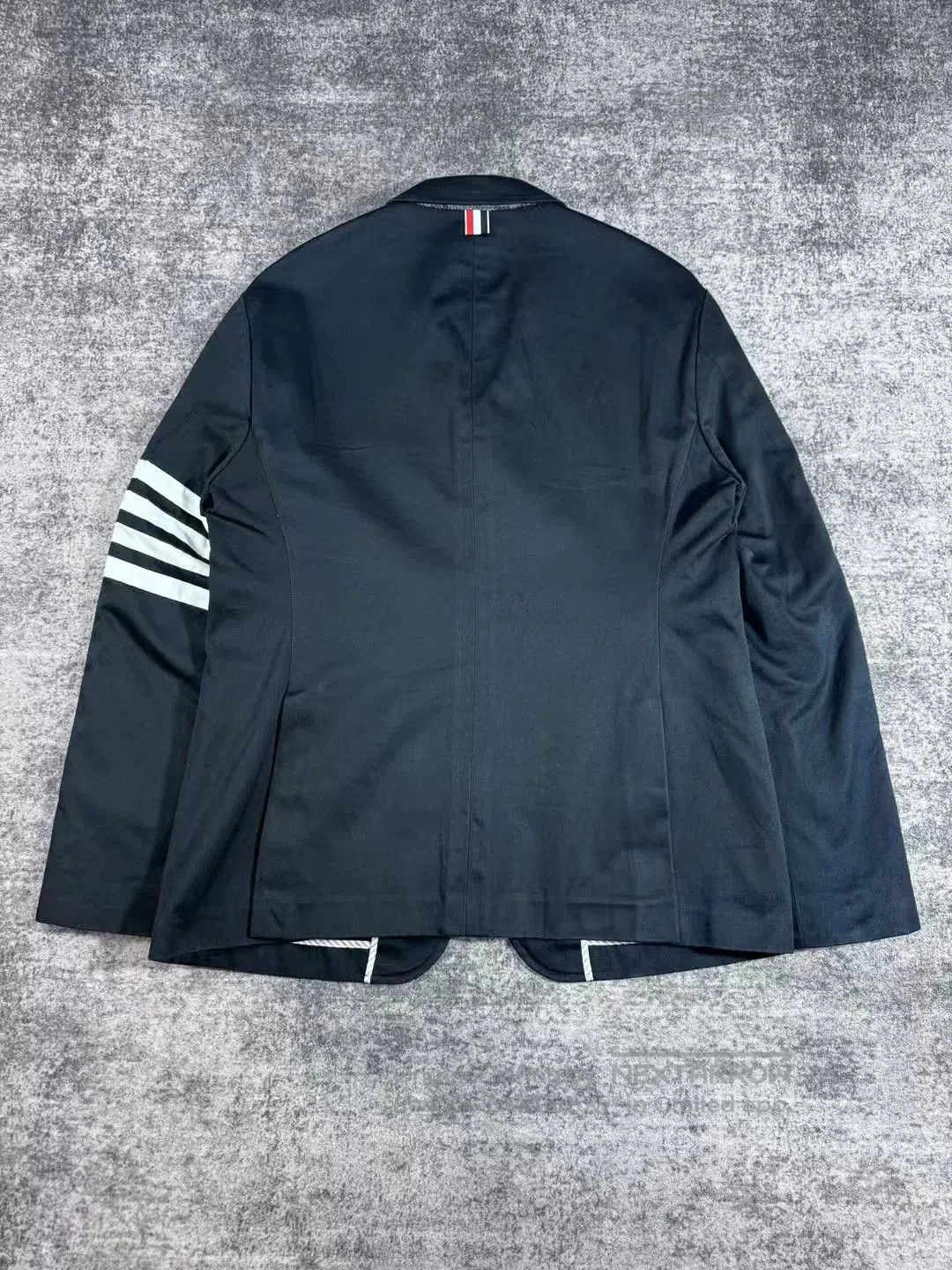 Thom Browne thom browne navy suit with sleeve tag. Size US M / EU 48-50 / 2 - 2 Thumbnail