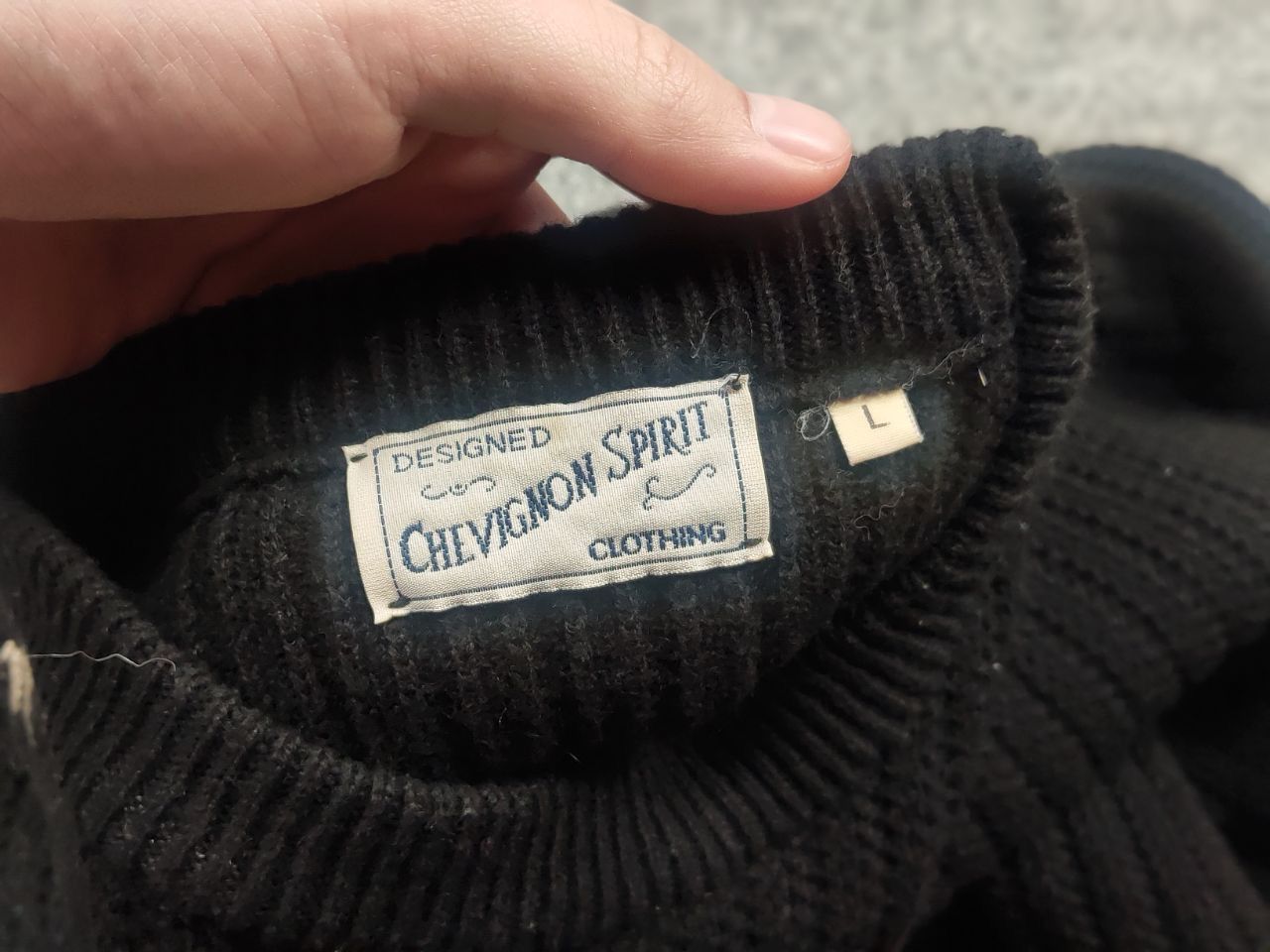 Chevignon Vintage 90's Chevignon Wool Blend Black Knit cropped Sweater Size US L / EU 52-54 / 3 - 9 Thumbnail