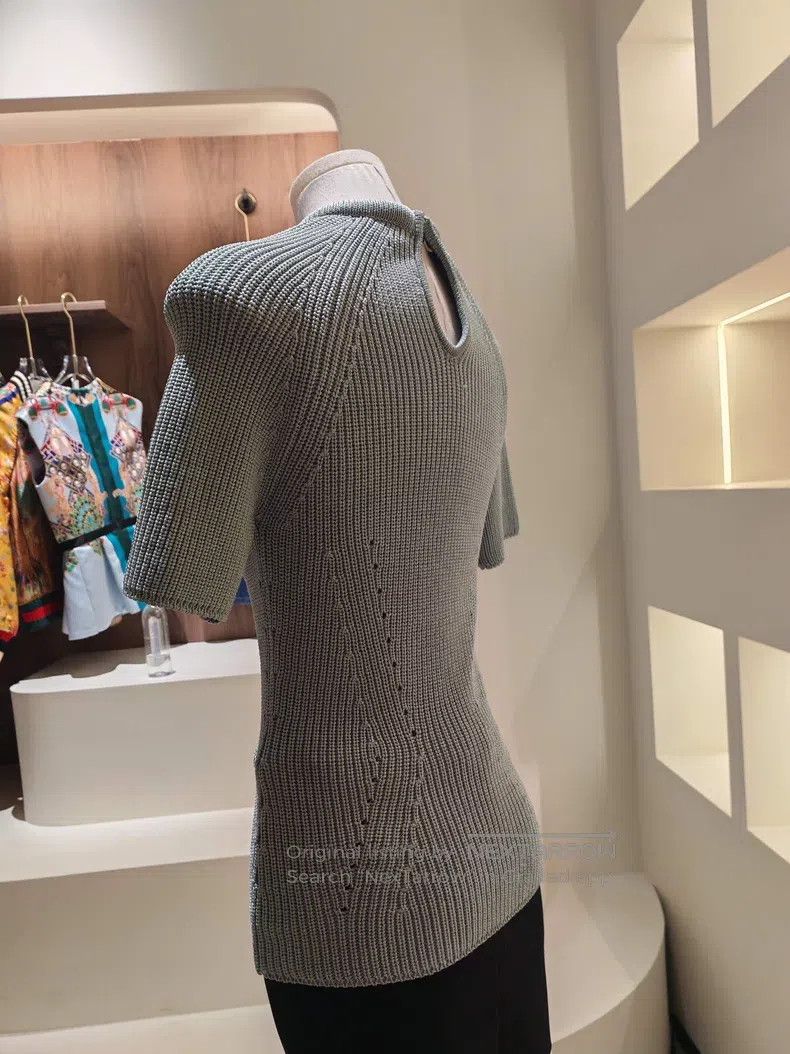 Fendi Fendi Short-sleeved knitted top Size XS / US 0-2 / IT 36-38 - 3 Thumbnail