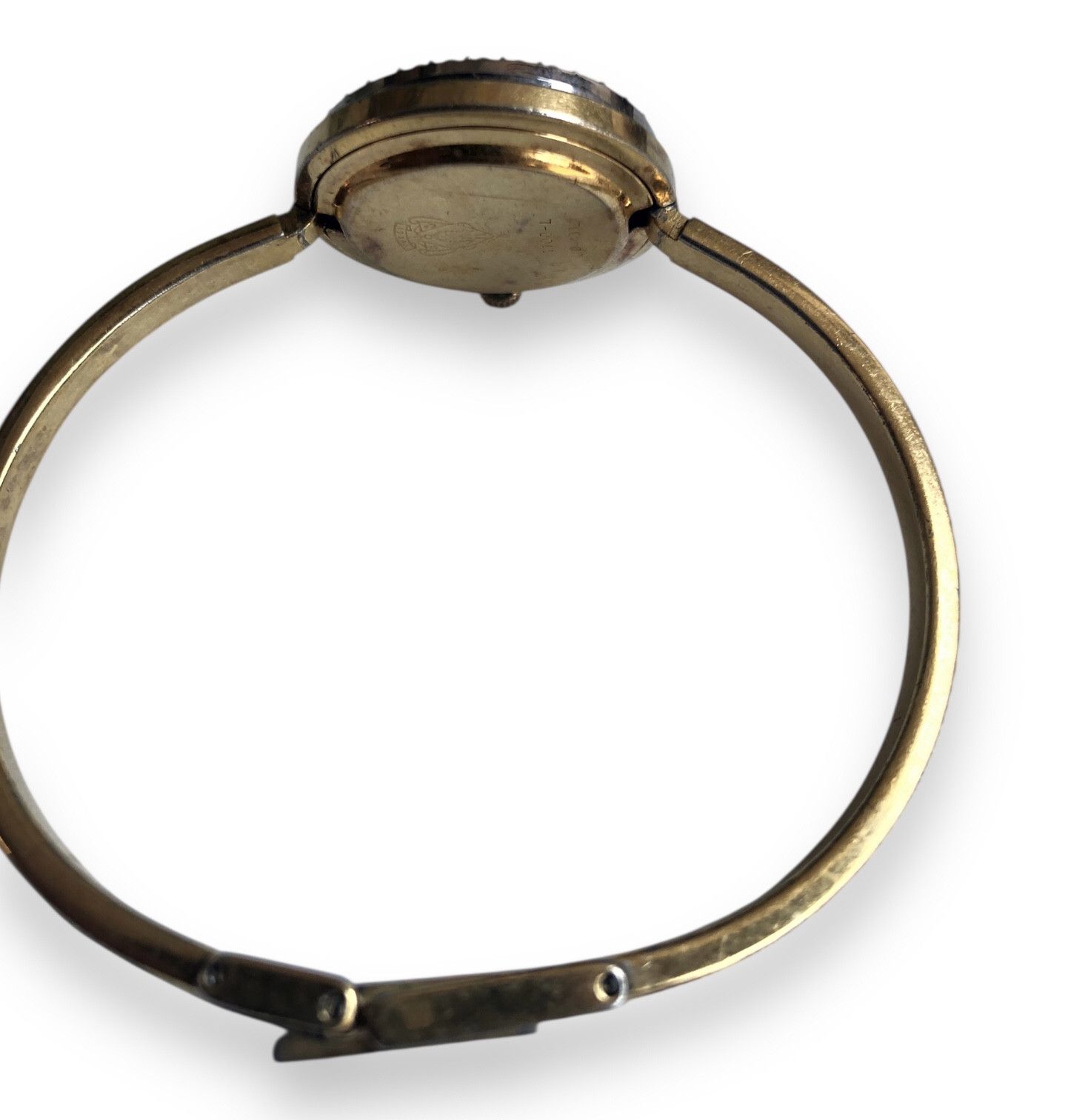Gucci 💯Vintage GUCCI 1100L Ladies Bangle Gold Bracelet Watch Size ONE SIZE - 4 Thumbnail