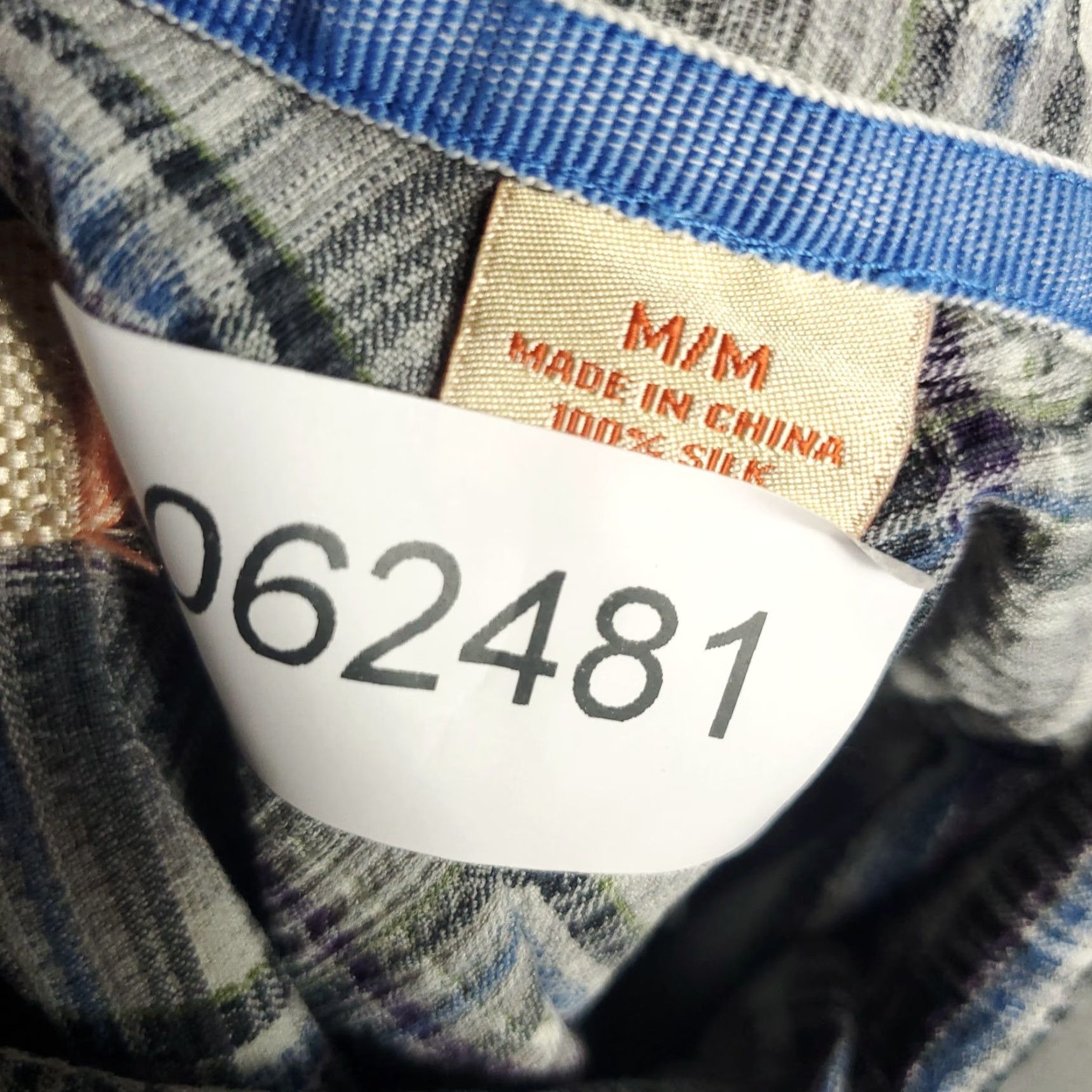 Tommy Bahama Tommy Bahama Silk Shirt Mens Medium Gray Plaid Button-Up Short Sleeve Hawaiian Size US M / EU 48-50 / 2 - 7 Thumbnail