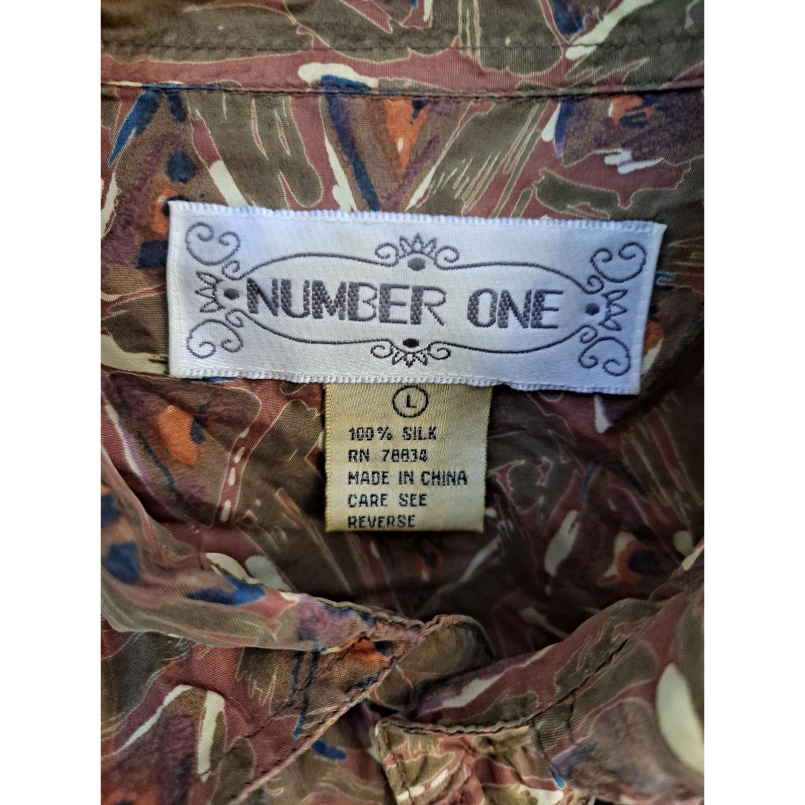 Other Vintage Number One 100% Silk Button Up Designed Shirt Size L Size US L / EU 52-54 / 3 - 3 Thumbnail