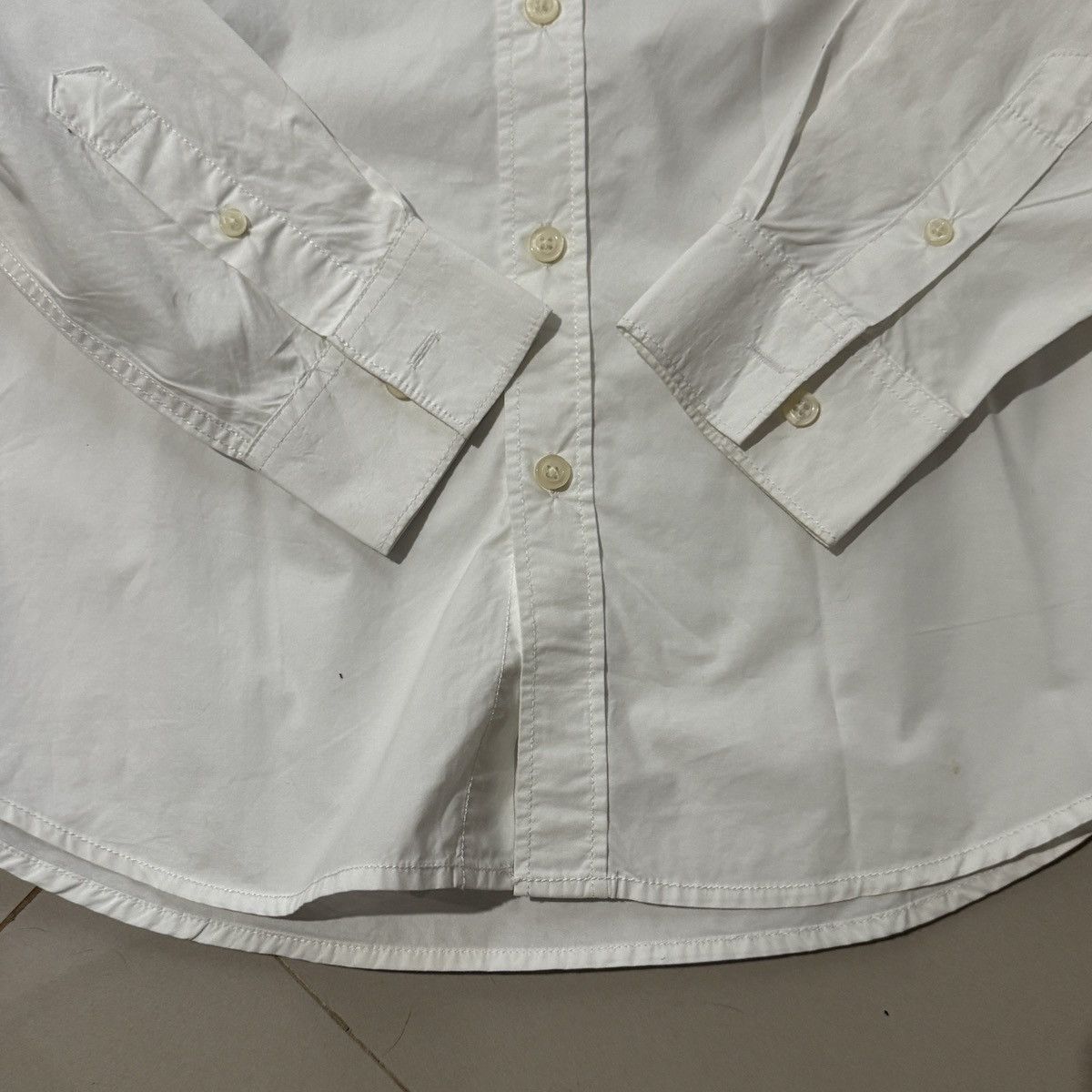 Neil Barrett DESIGNER NEIL BARRETT WHITE BUTTON UPS SHIRT Size US S / EU 44-46 / 1 - 4 Thumbnail