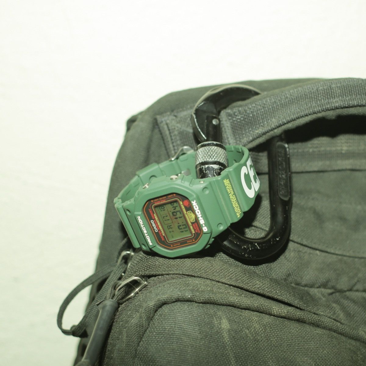 Online Ceramics G-SHOCK JOHN MAYER REF. 5600 BY ONLINE CERAMICS FOR HODINKEE Size ONE SIZE - 11 Thumbnail