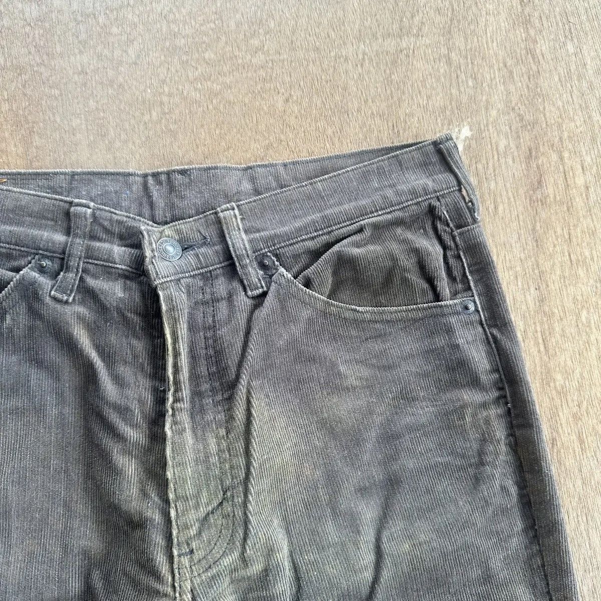 Levi's 90’s Vintage Levi’s 517 FLARE/BOOTCUT Corduroy Madein Japan Size US 31 - 6 Thumbnail