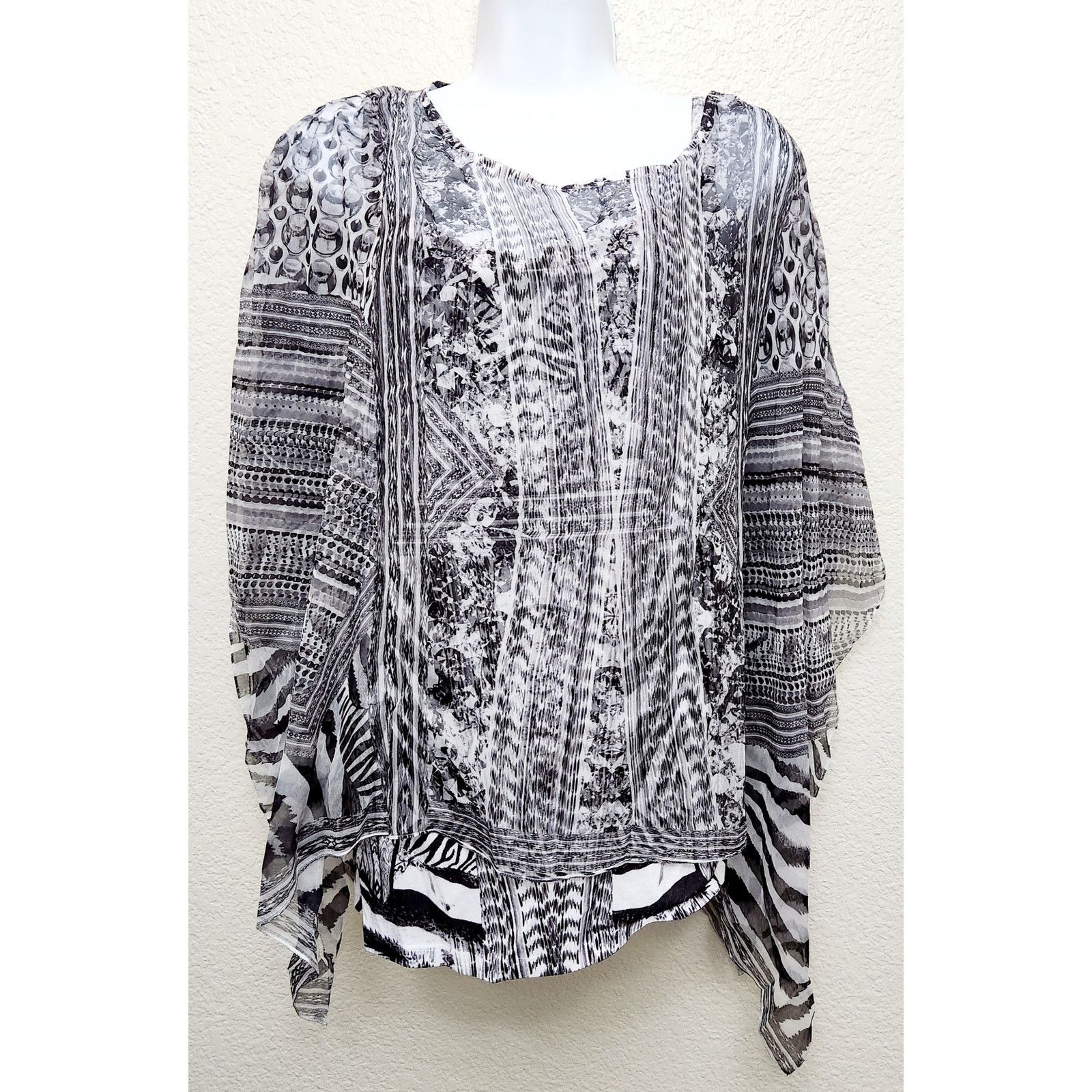 Other Style & Co. Woman Black Gray Sheer Overlay Cami Top 0X Size XL / US 12-14 / IT 48-50 - 1 Thumbnail
