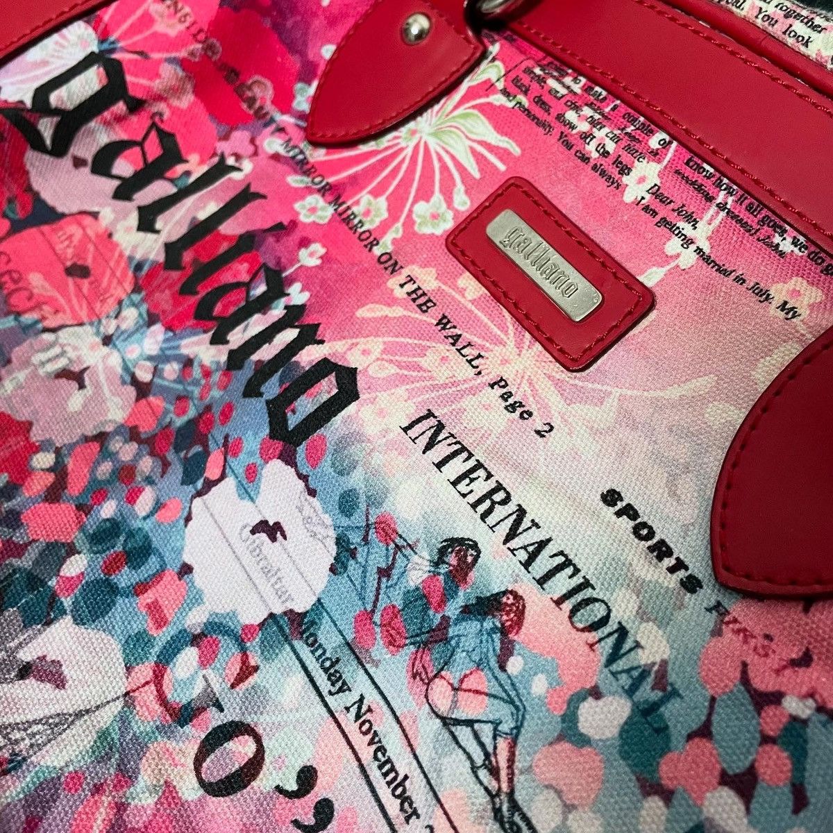 John Galliano Vintage Y2K John Galliano cherry Newsprint Bag Size ONE SIZE - 5 Thumbnail