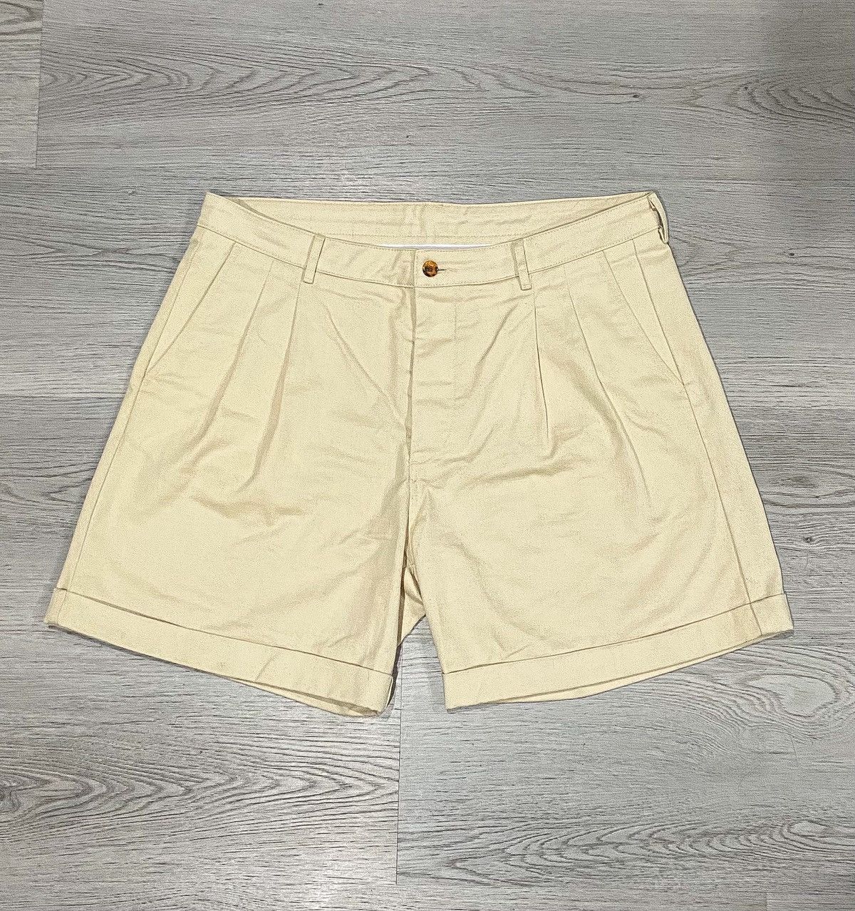 Golf le Fleur Golf Le Fleur Double Pleated Shorts Khaki Size US 34 / EU 50 - 1 Thumbnail