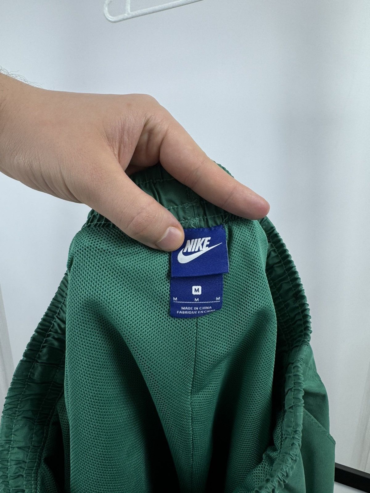 Nike Nike M size Green Shorts Size US 32 / EU 48 - 4 Thumbnail