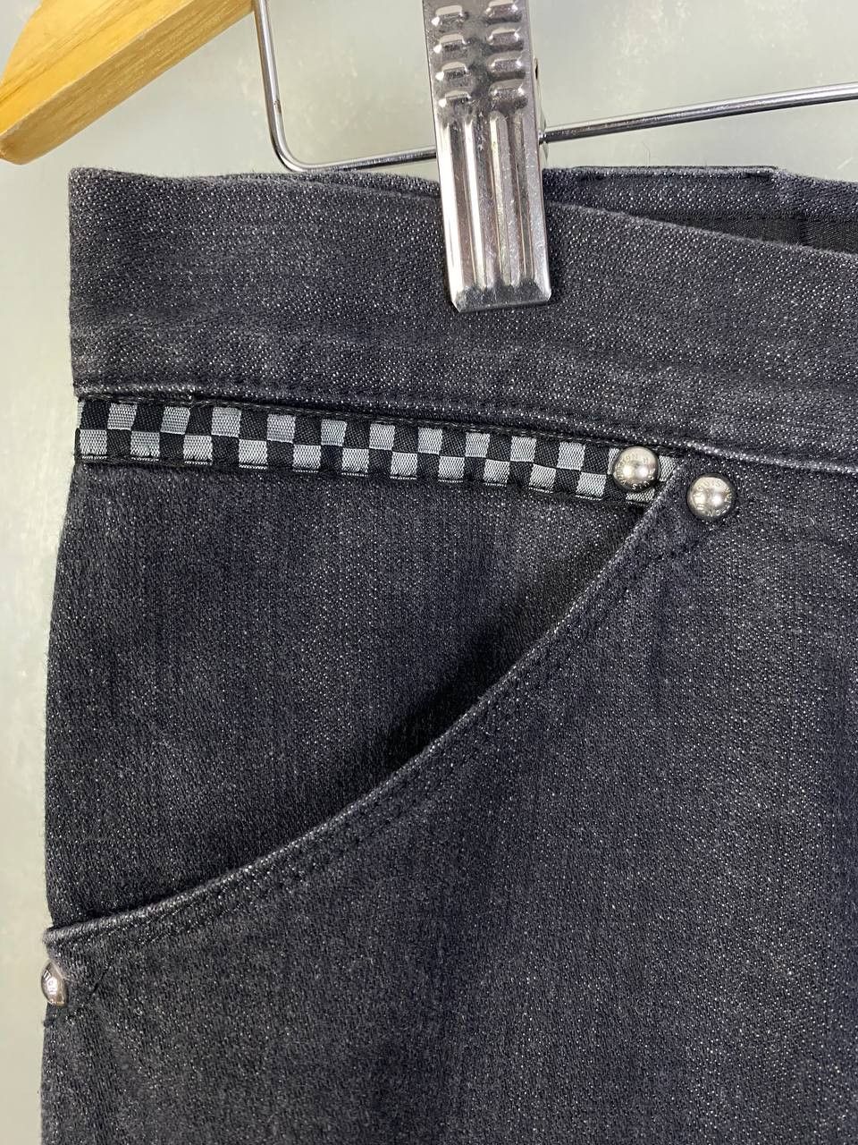 Louis Vuitton Louis Vuitton Denim Patch Regular Jeans Size US 30 / EU 46 - 3 Thumbnail