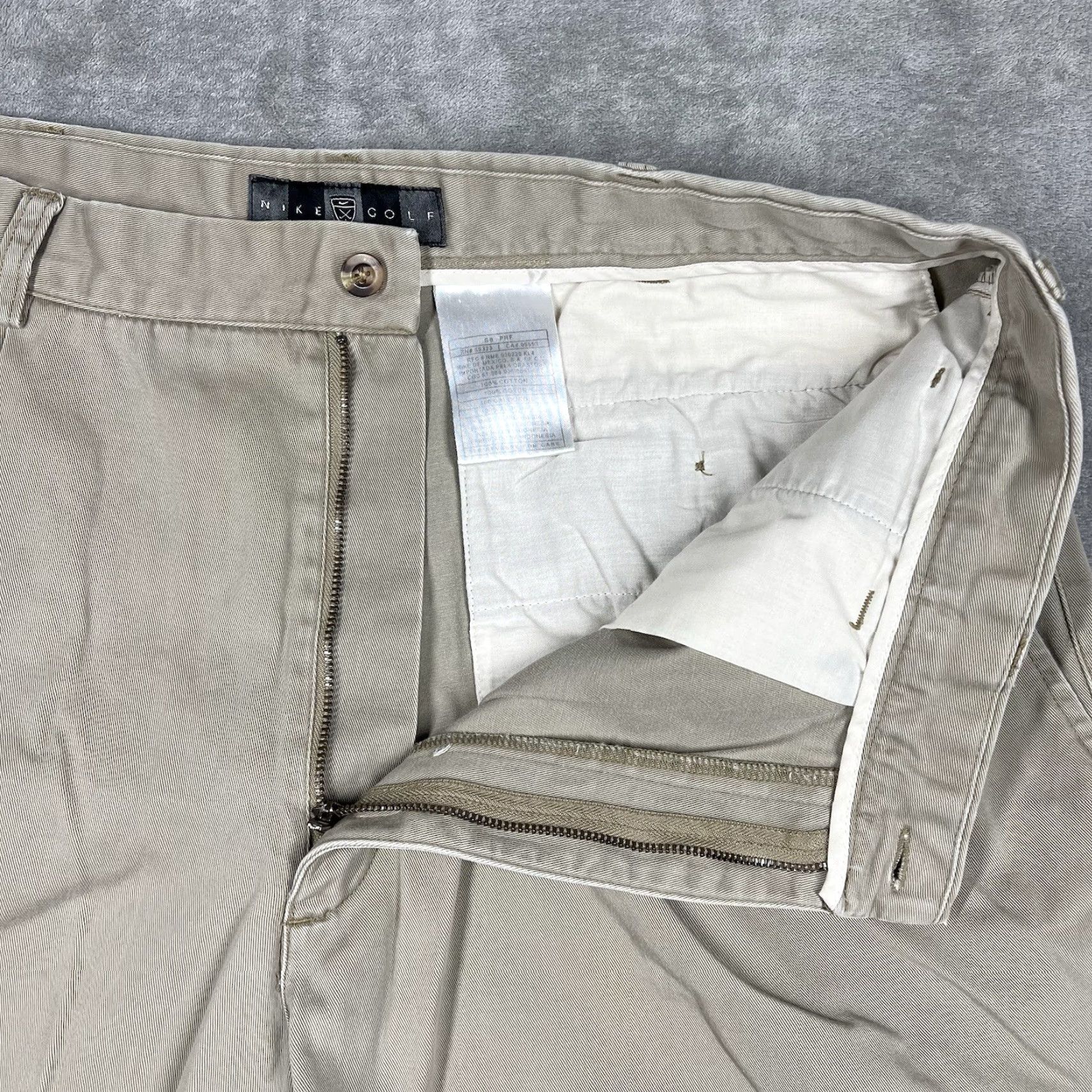 Nike Nike Golf Shorts Men's 36W Khaki Brown Chino 9” Inseam 100% Cotton EUC beige solid zip pockets Nike Dri-Fit Regular Mens Size US 36 / EU 52 - 4 Thumbnail