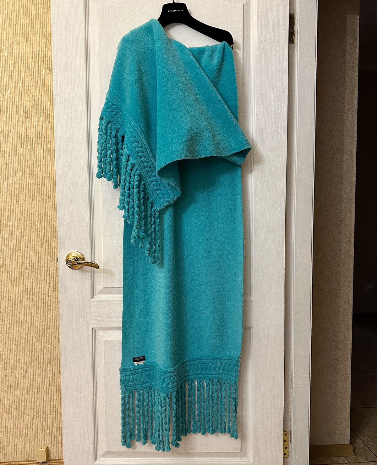 Balmain BALMAIN FW2001 Oversized Fringe Turquoise Scarf decarnin pin Size ONE SIZE - 8 Thumbnail