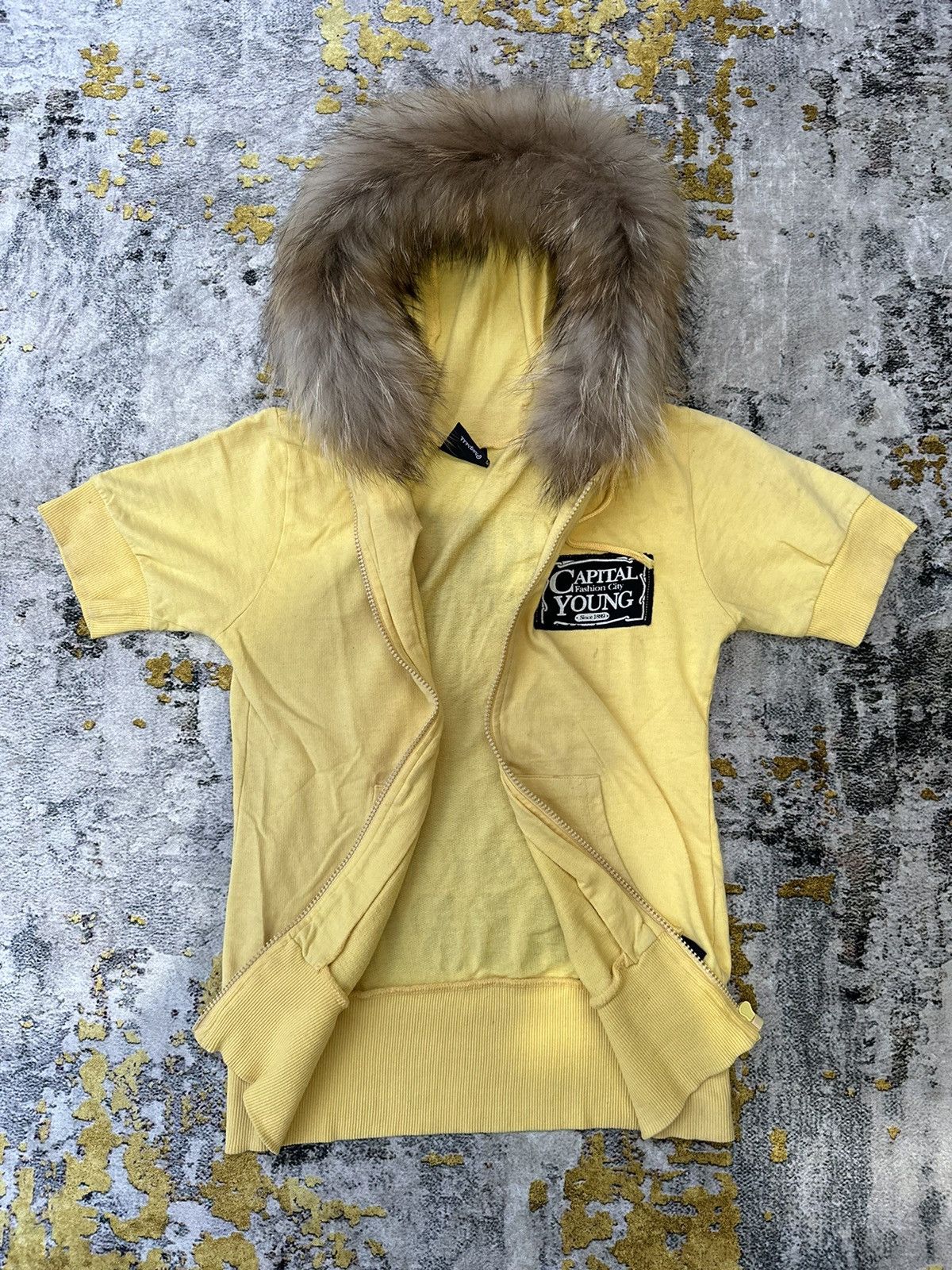 If Six Was Nine RADIC CREATION YELLOW FUR ZIP HOODIE SHORT SLEEVE LGB STYLE Size S / US 4 / IT 40 - 3 Thumbnail