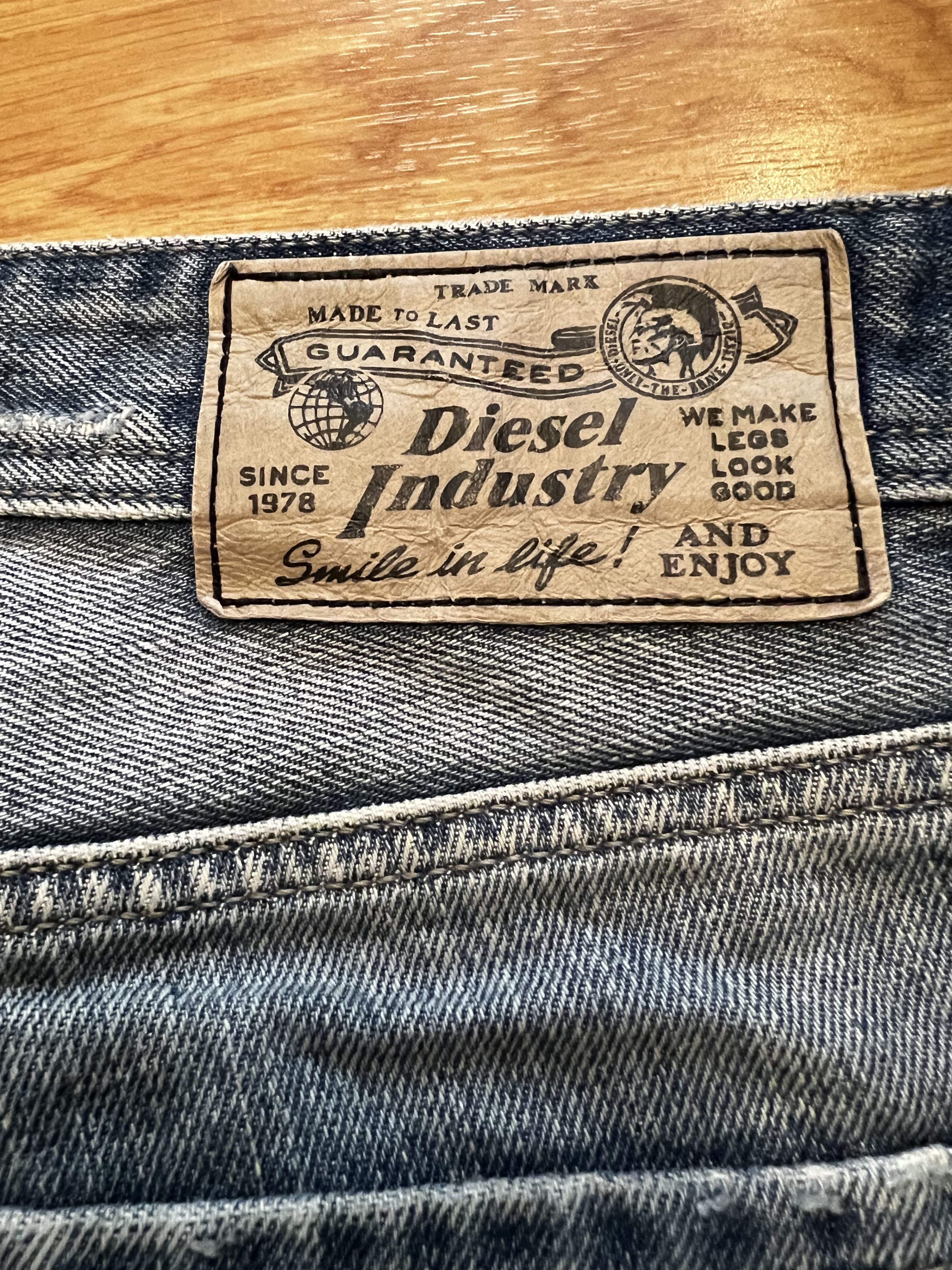 Diesel Diesel Industry Larkee Jeans Size 34 Size US 34 / EU 50 - 16 Thumbnail