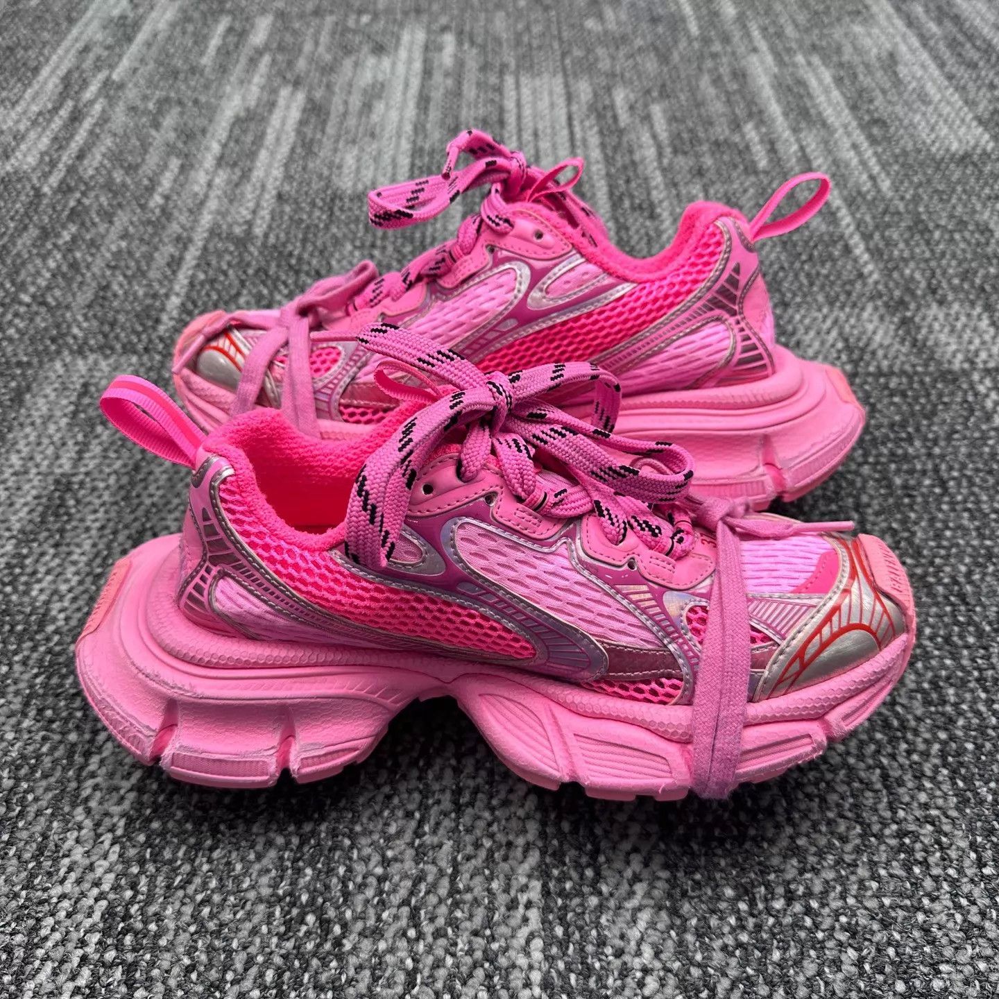 Balenciaga Balenciaga 3XL Distressed Dad Sneaker Pink 37 Size US 7 / IT 37 - 5 Thumbnail