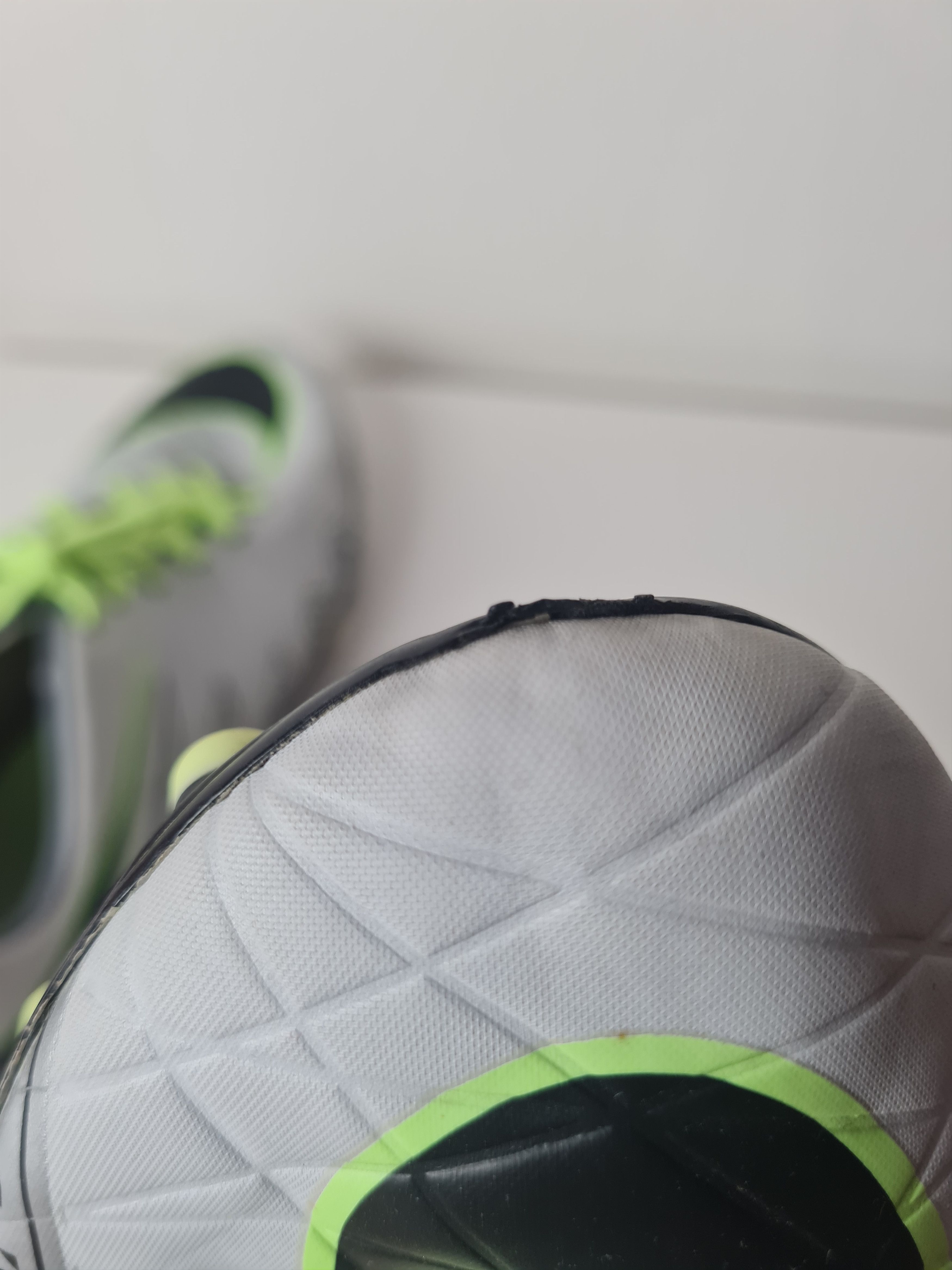 Nike Football Cleats Soocer Boots Nike Hypervenom Phelon 2 US12 Size US 12 / EU 45 - 19 Thumbnail
