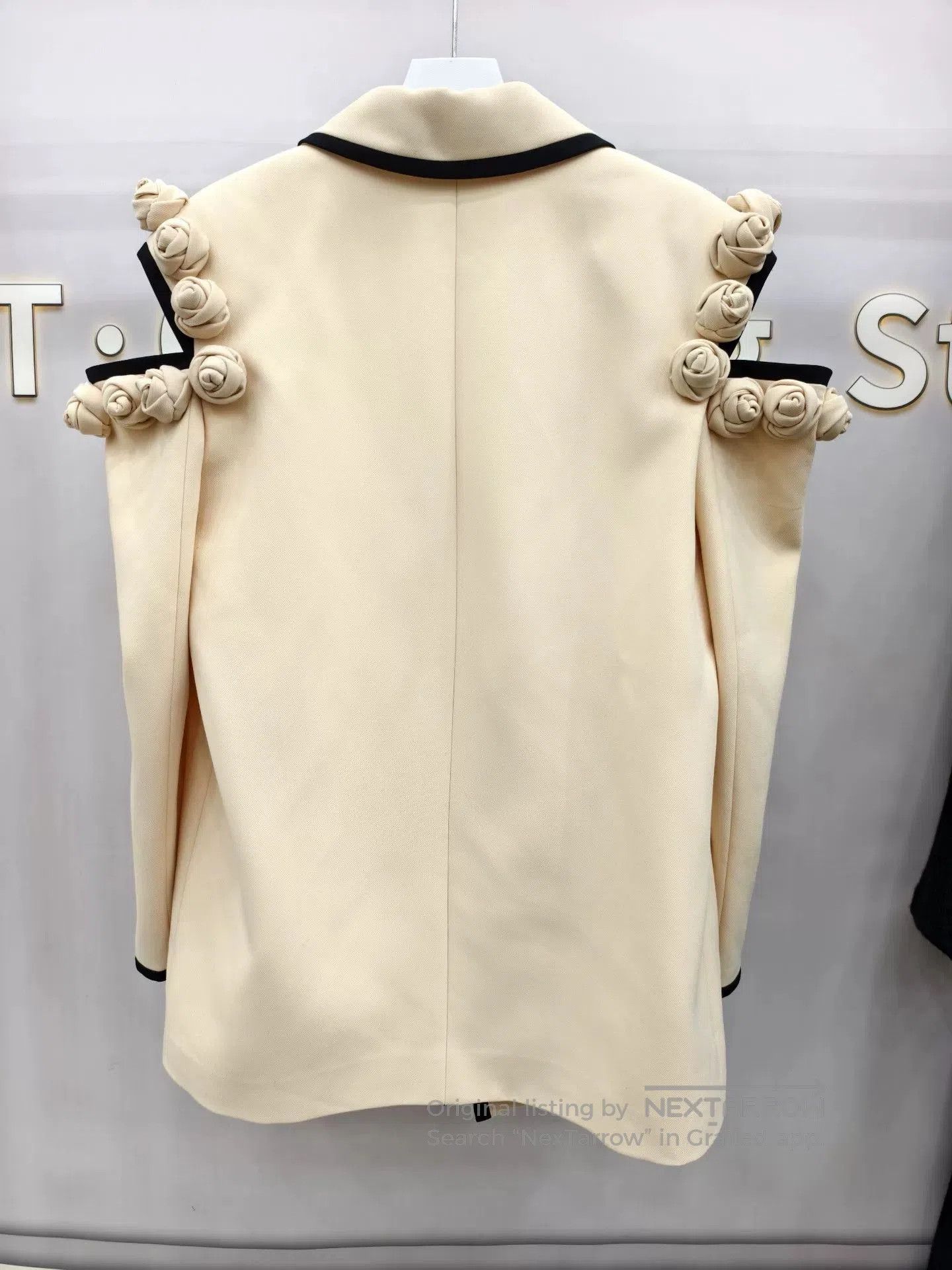 Japanese Brand Maison Wester Flower Blazer in Light Yellow. Size XS / US 0-2 / IT 36-38 - 8 Thumbnail