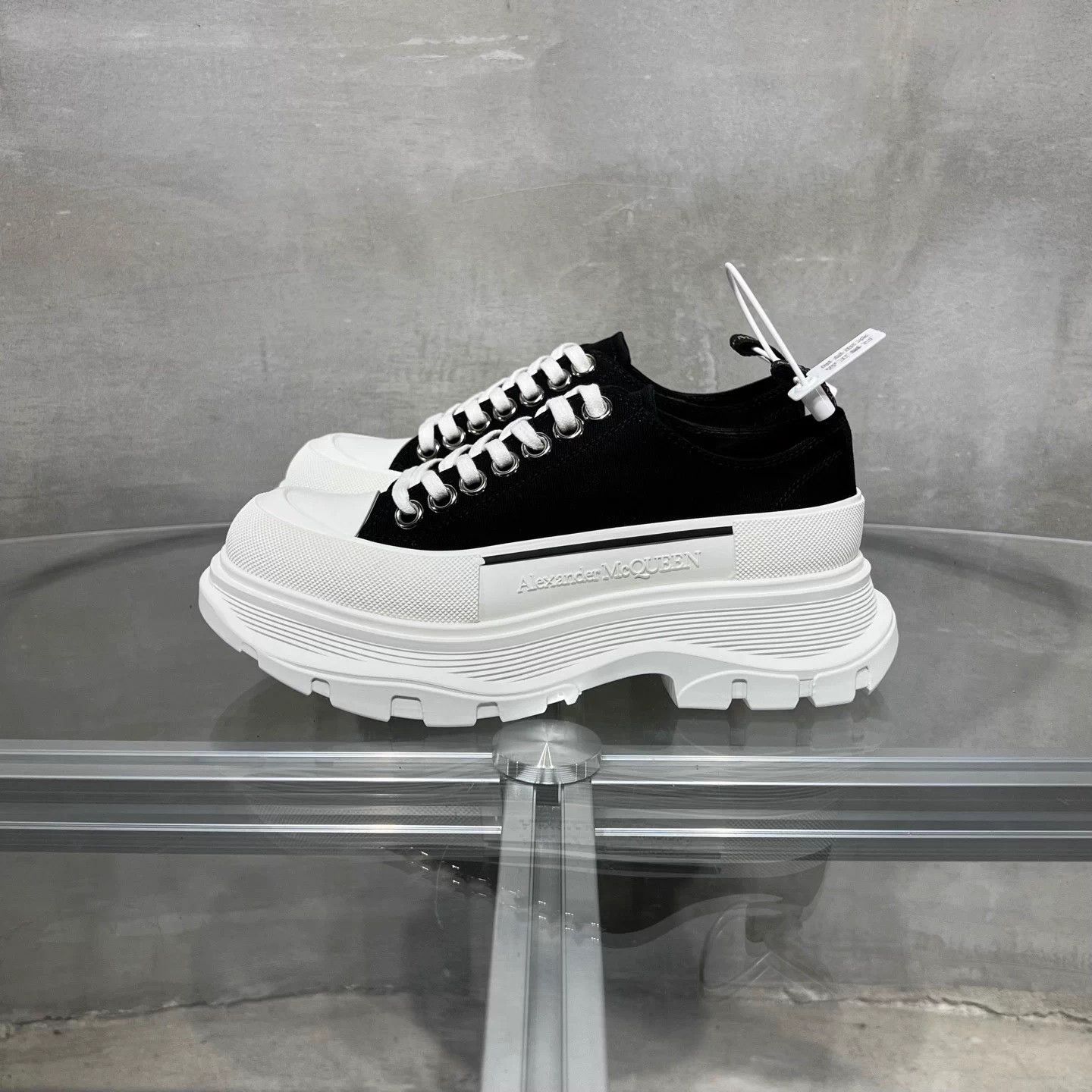 Alexander McQueen AMQ black white Martin boots 35.5 new tried Size US 5.5 / IT 35.5 - 3 Thumbnail