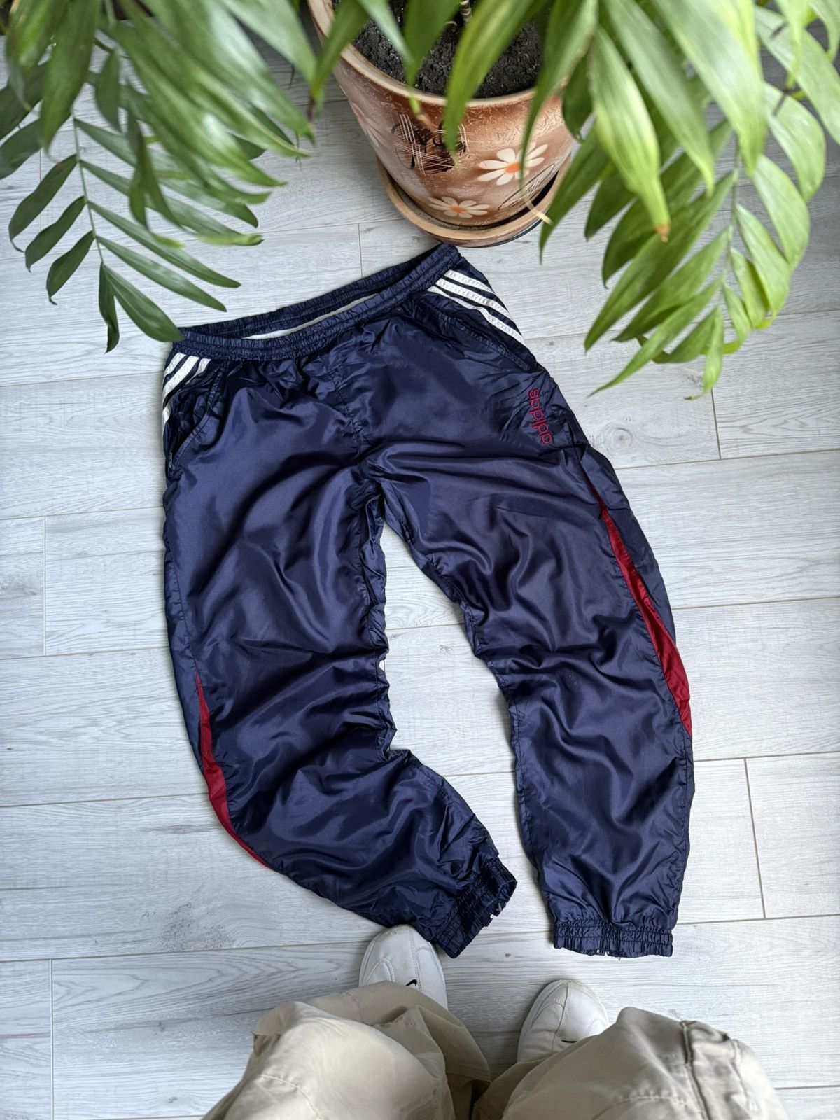 Adidas × Vintage Vintage Adidas nylons track Pants 90’s Size US 31 - 1 Thumbnail