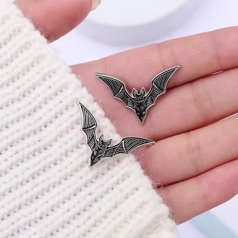 Jewelry Bat Enamel Pins Gothic Punk Halloween Brooch Collar Badge Size ONE SIZE - 1 Thumbnail