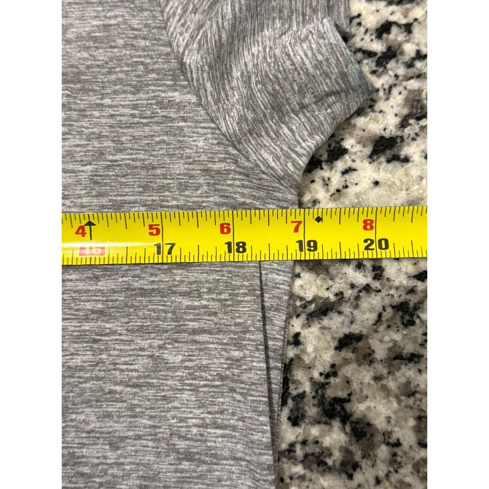 Patagonia Patagonia Shirt Women S Gray/Yellow Capilene Cool Daily Tee Hiking Comfort Casual Slimming Athletic Shirt Womens Size S / US 4 / IT 40 - 6 Thumbnail
