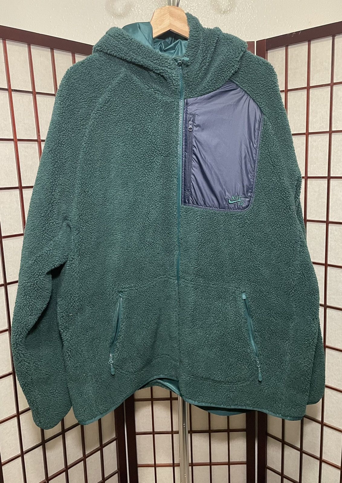 sherpa fleece hoodie nike