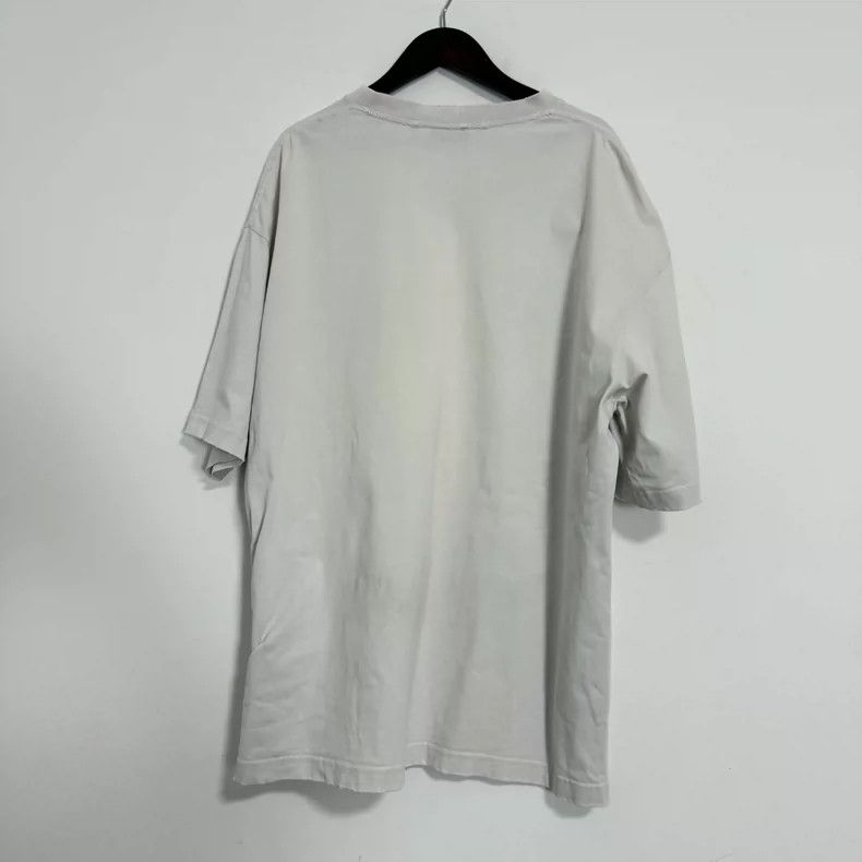 Balenciaga Balenciaga White embroidered short sleeves with inverted l Size US M / EU 48-50 / 2 - 2 Thumbnail