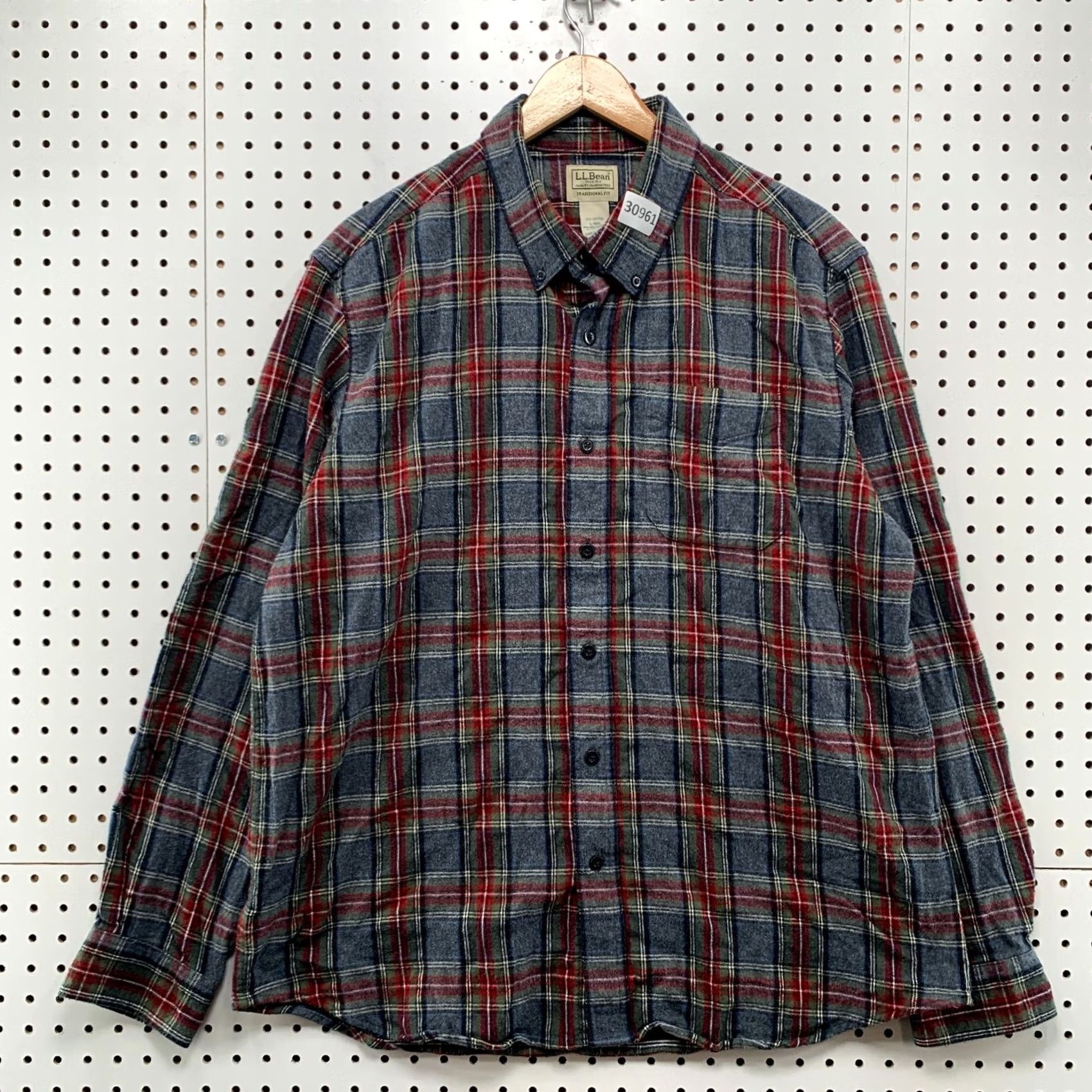 Vintage VINTAGE LL Bean Button-Down Pocket Flannel Shirt Mens Large Gray Red Plaid 25X30.5 Size US L / EU 52-54 / 3 - 2 Thumbnail