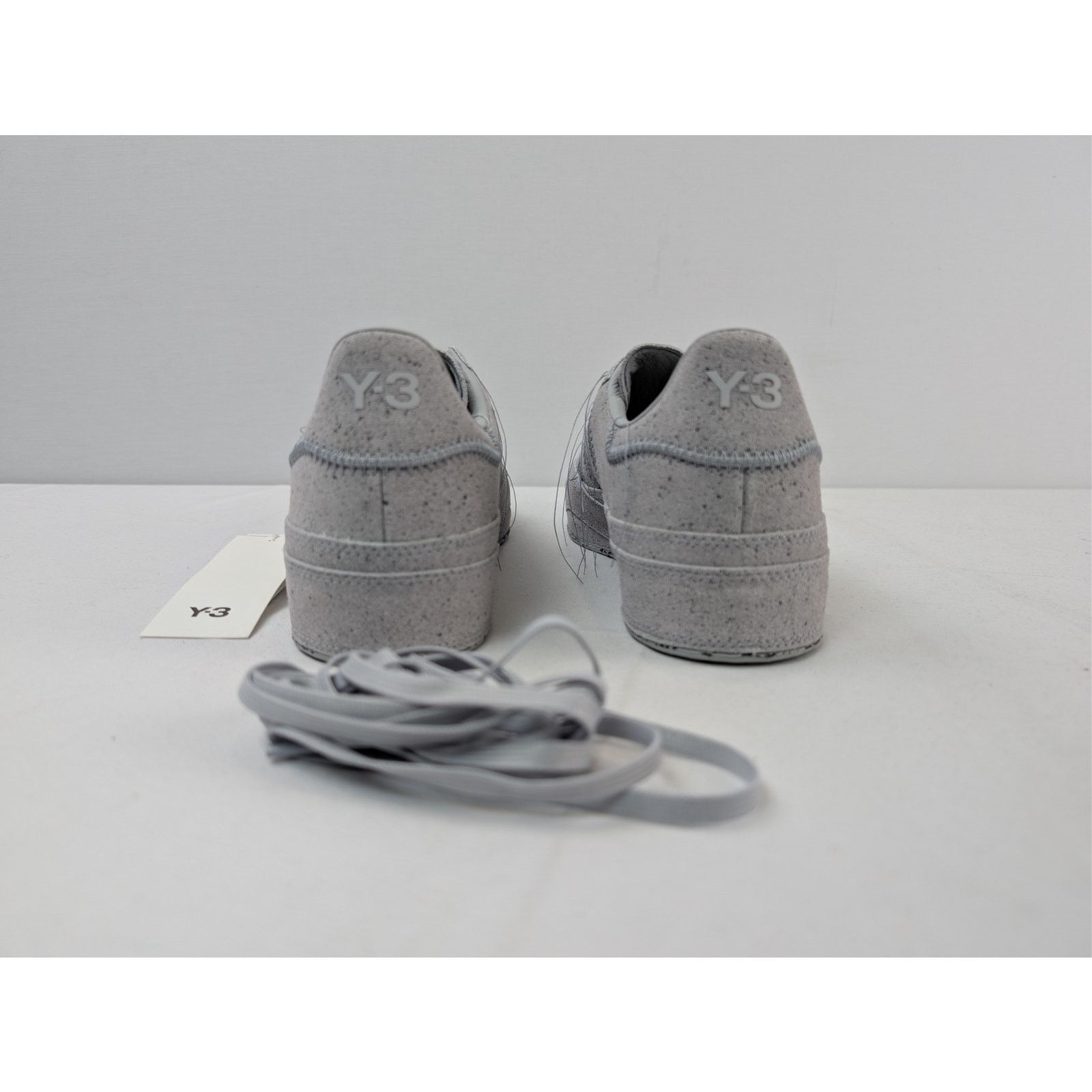 Y-3 o1rshd1 Gazelle Low-Top Sneakers in Gray Size US 8 / EU 41 - 12 Thumbnail