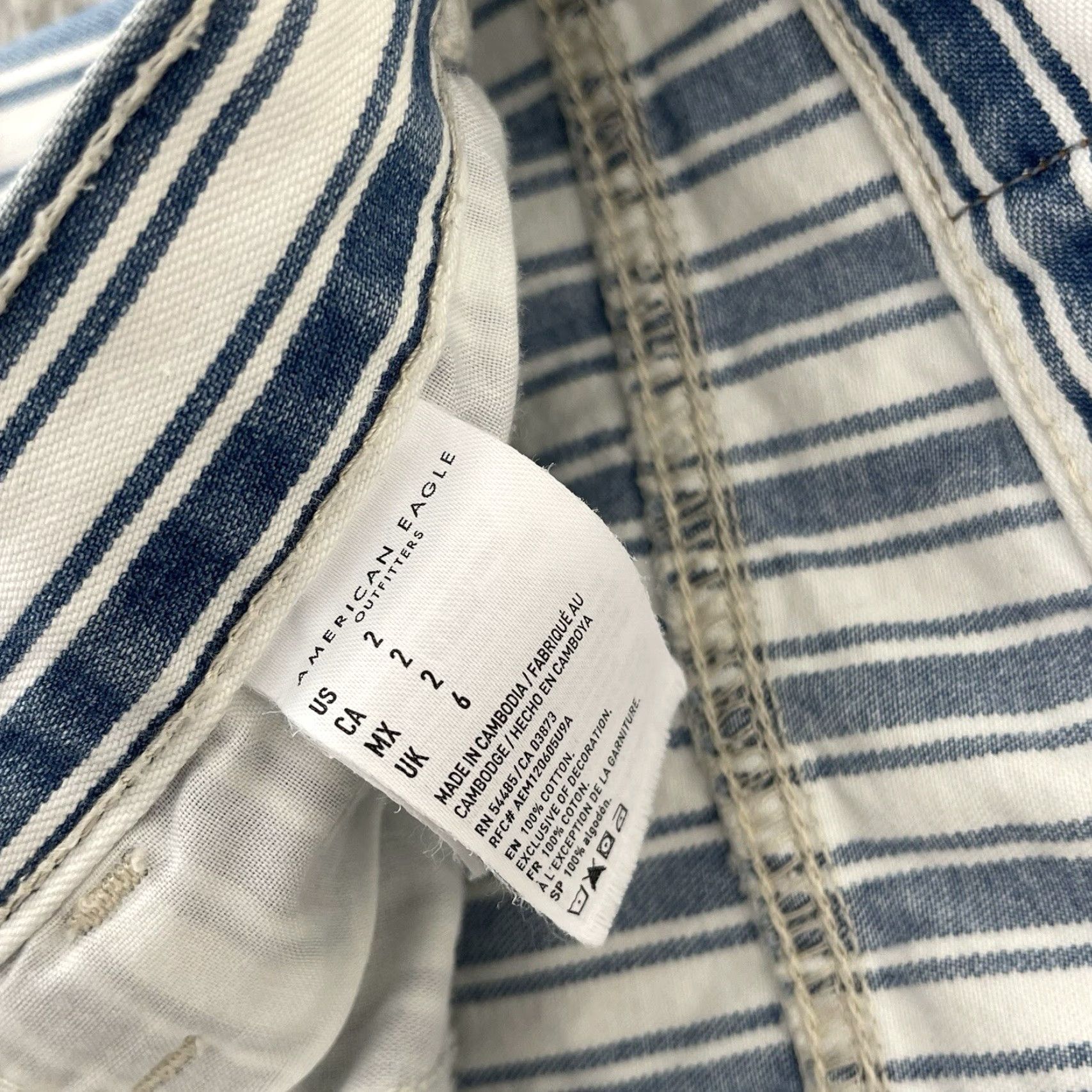 American Eagle Outfitters VINTAGE American Eagle Outfitters Shorts Women’s 2 Blue Mom Denim Stripe Boho Casual Beach Cotton Size 26" / US 2 / IT 38 - 5 Thumbnail