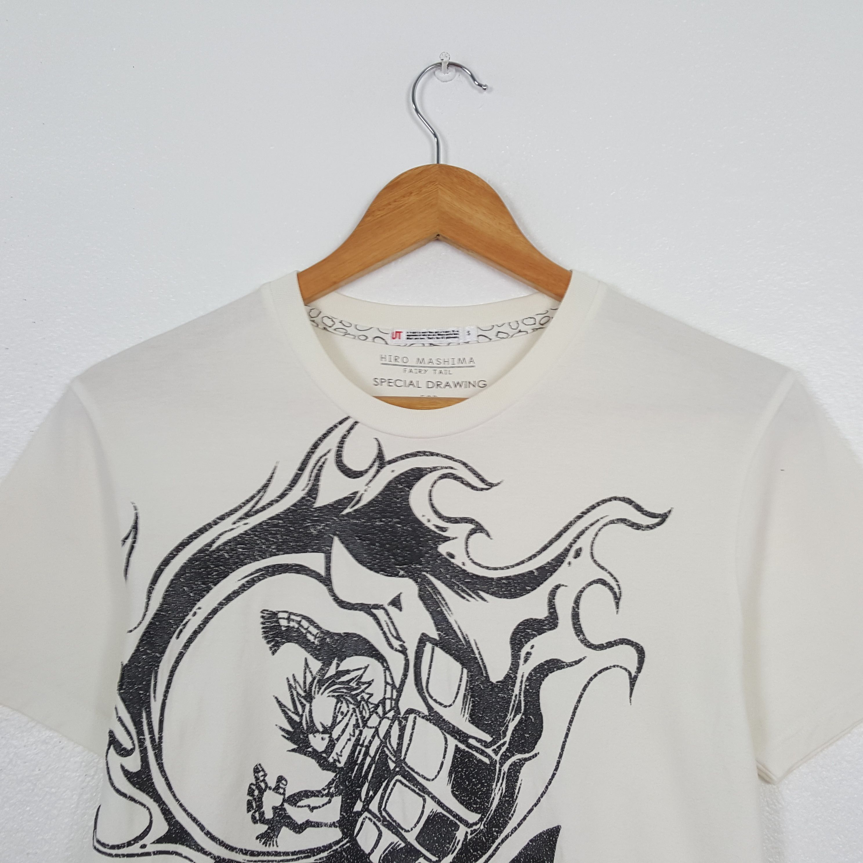 Anime Vintage Hiro Mashima Japanese Anime T-Shirt C319N19 Size US XS / EU 42 / 0 - 2 Thumbnail