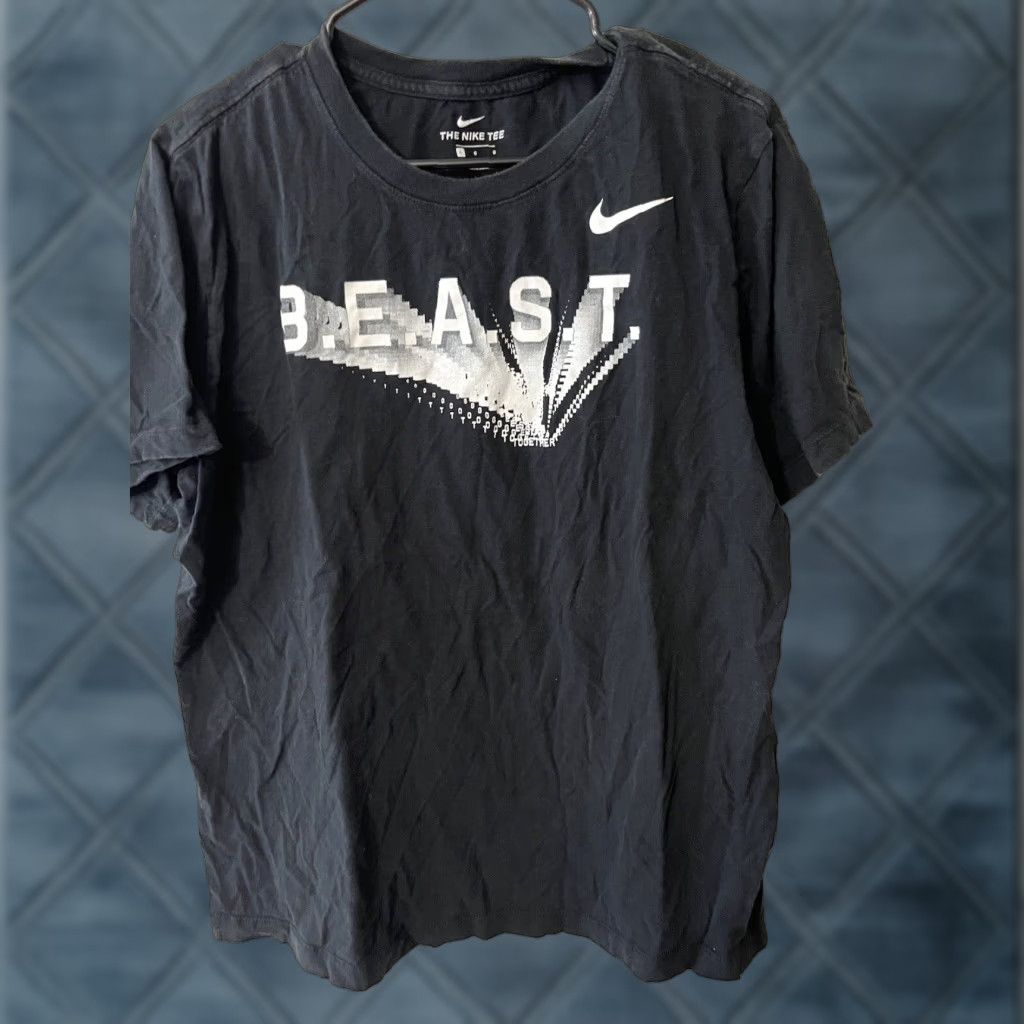Nike Nike Graphic T-Shirt Logo Men's Large Black Crew Neck Short Sleeve Size US L / EU 52-54 / 3 - 1 Thumbnail