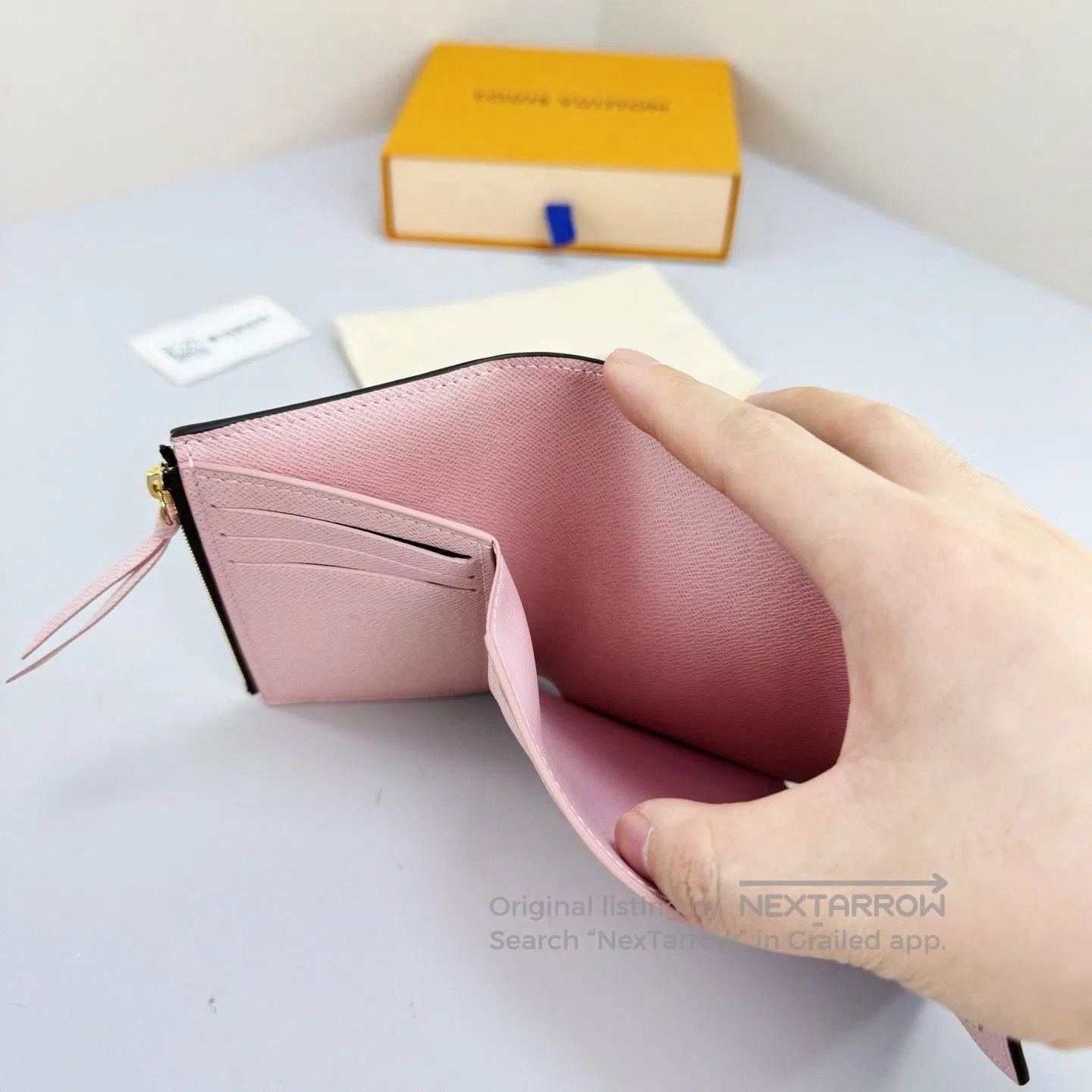 Louis Vuitton Louis Vuitton Monogram Tri-Fold Short Wallet. Size ONE SIZE - 5 Thumbnail